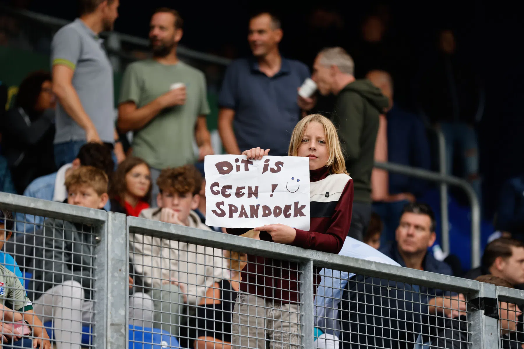Kinderen steken de draak met veiligheidsmaatregelen IJsselderby