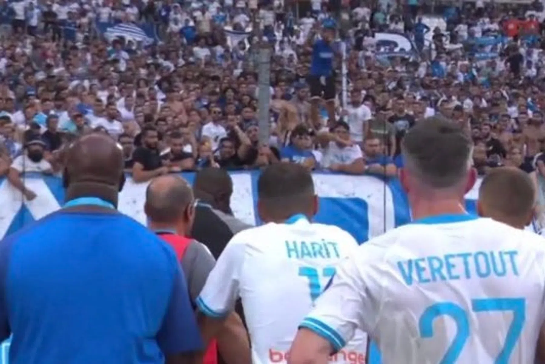 Ereronde Marseille mondt uit in verbale confrontatie met harde kern