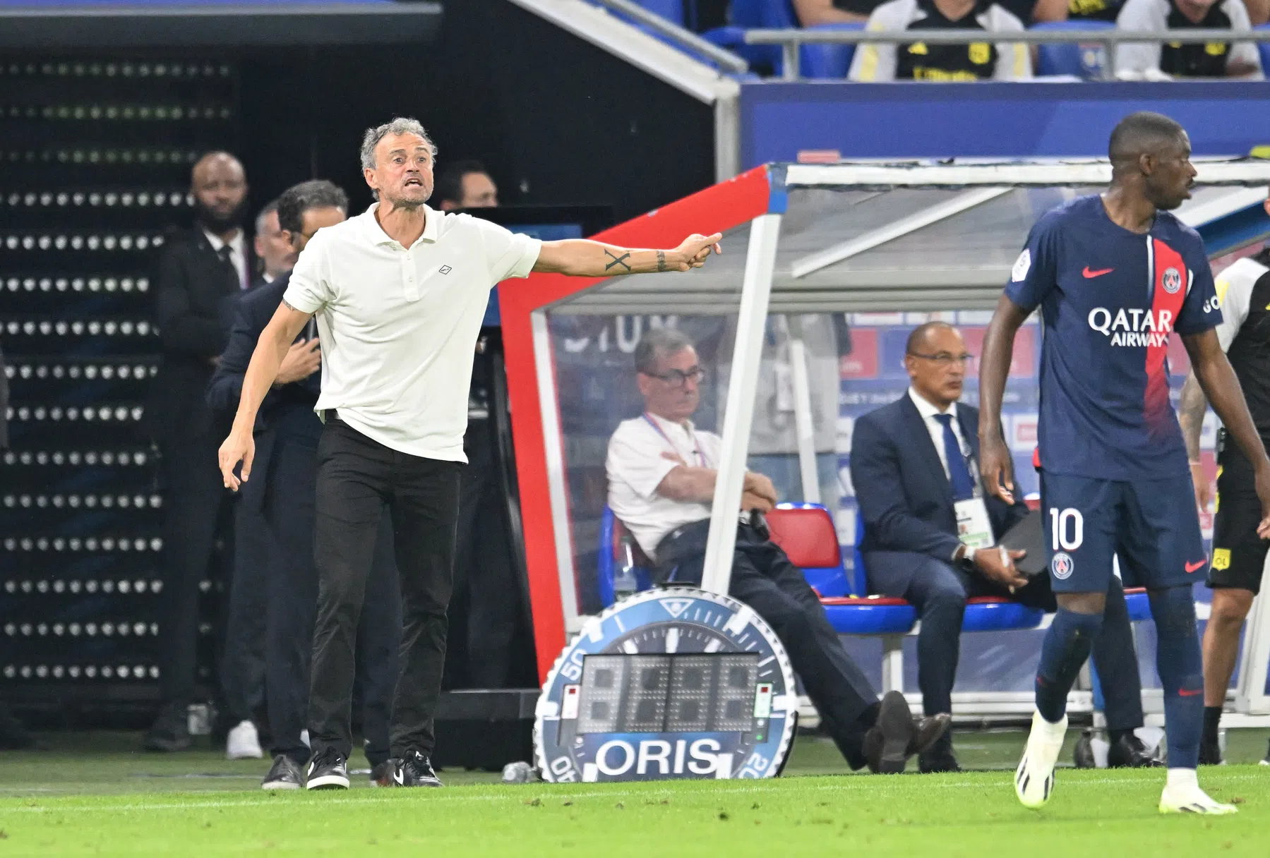 Enrique wil niets weten van crisis bij PSG: 'Dit gebeurt mij altijd'