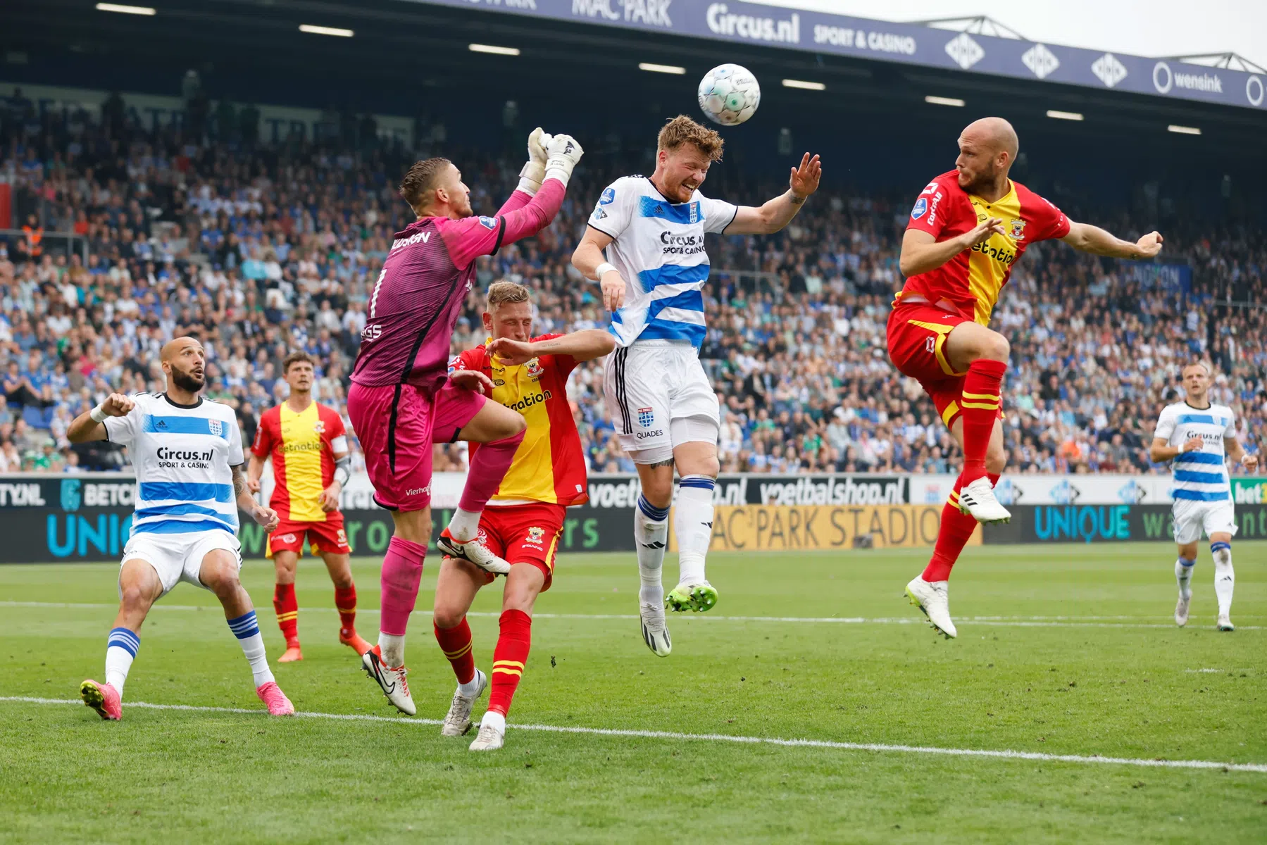 Opluchting na de IJsselderby: 'Eigenlijk bizar dat je zo gaat denken'