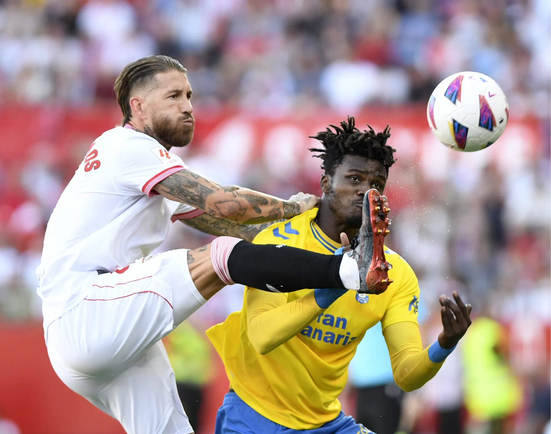Ramos na achttien jaar winnend terug bij Sevilla: 'Ik kan vredig sterven'