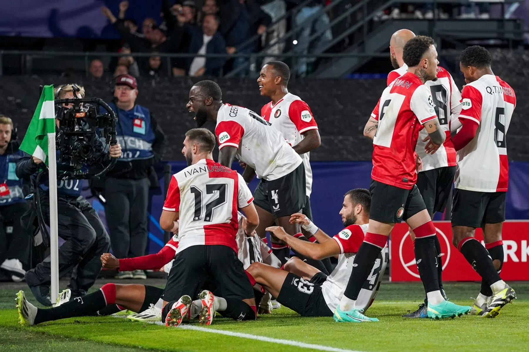 Feyenoord opent Champions League-seizoen op heerlijke wijze
