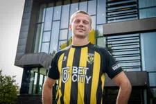 Thumbnail for article: Vitesse: Zweedse spits uitgeschakeld, extra doelman op proef