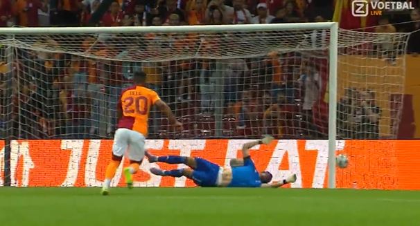 Sensationele ontknoping bezorgt Galatasaray punt tegen Kopenhagen