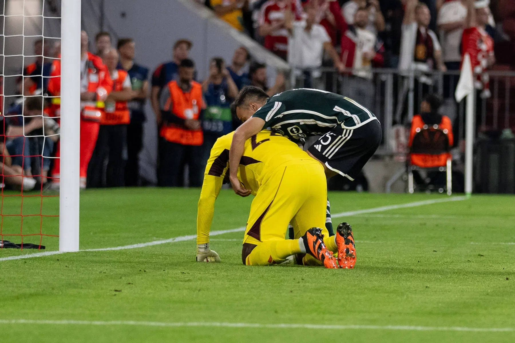 'Erik ten Hag is niet te benijden'