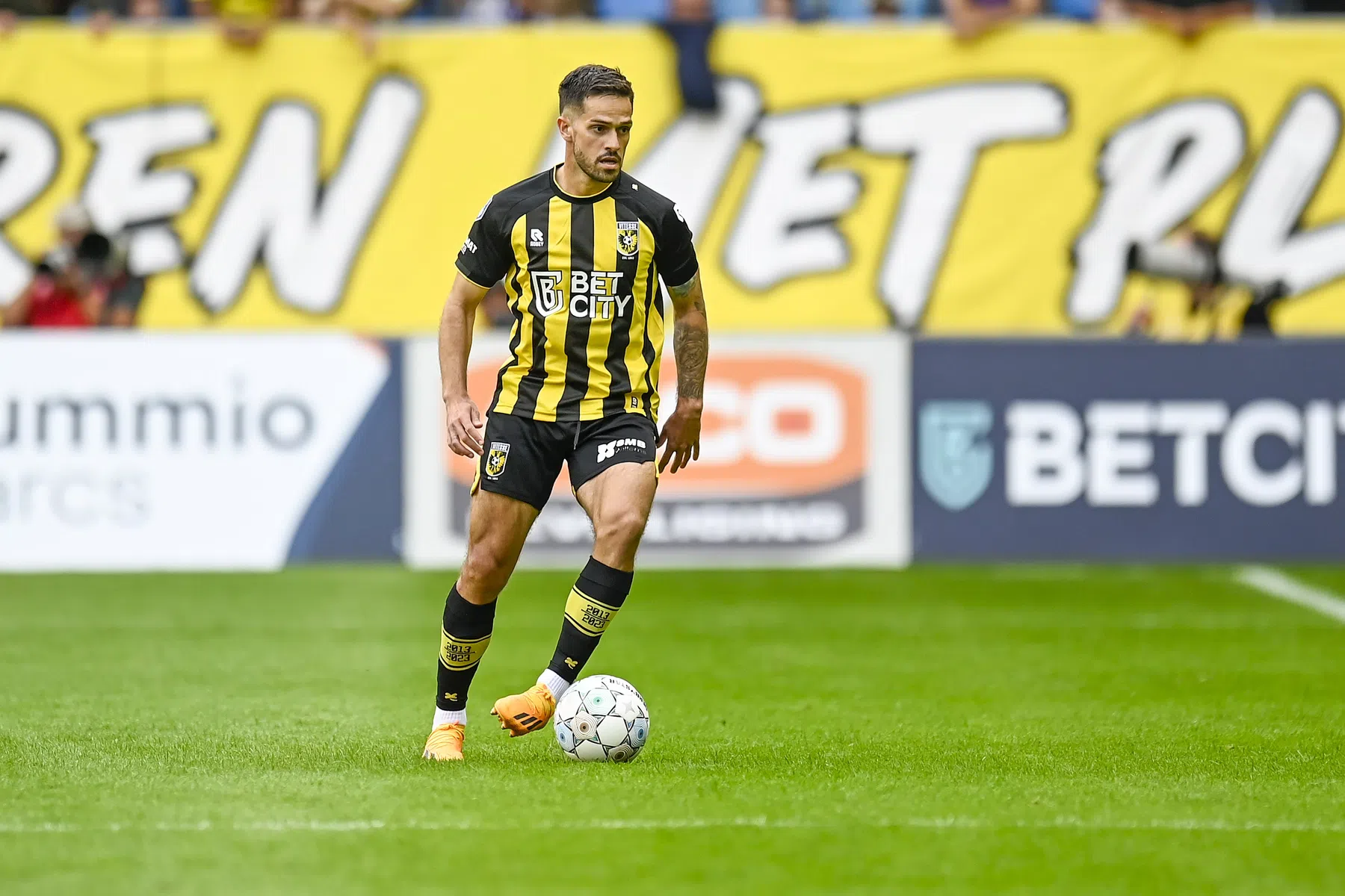 Mica Pinto keert terug bij Sparta: 'Ik geef Gerard Nijkamp geen hand'