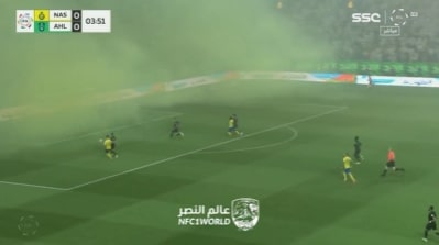 Dubbelslag Ronaldo helpt Al-Nassr aan overwinning op Mahrez en co