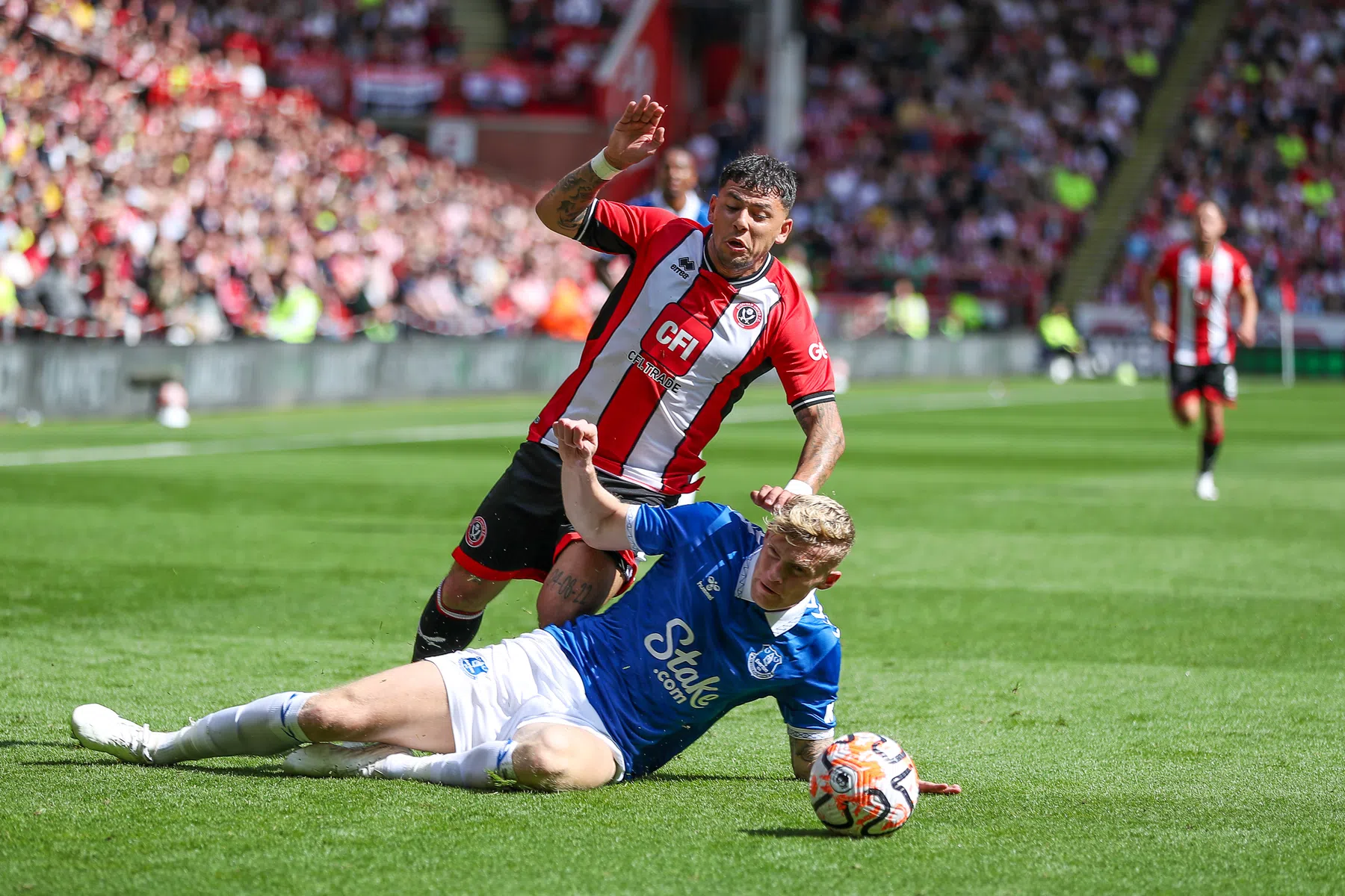 Branthwaite breekt door bij Everton: 'Daar bleef ik aan denken'