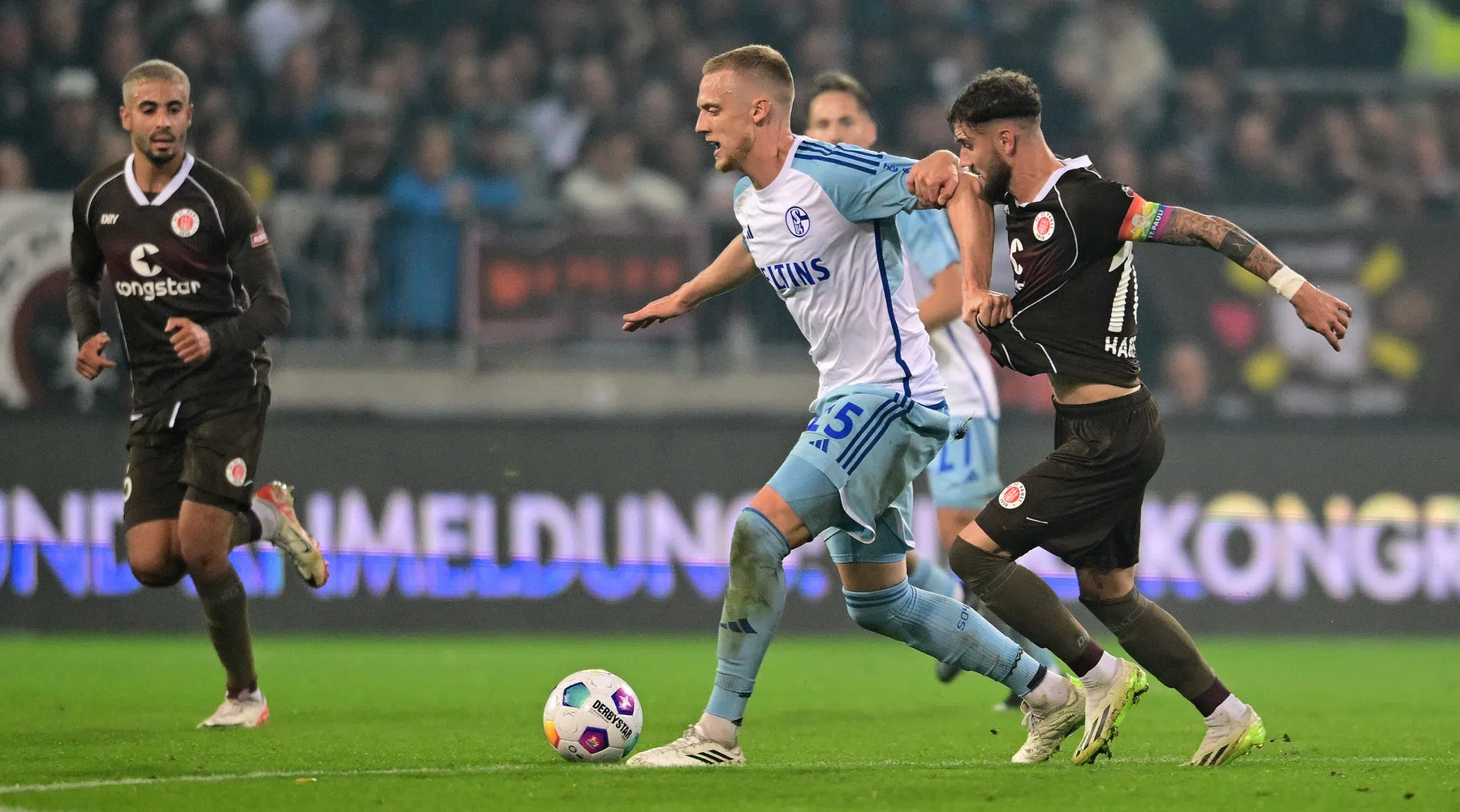 Schalke 04 schorst oud-PSV'er voor kritisch tv-interview 