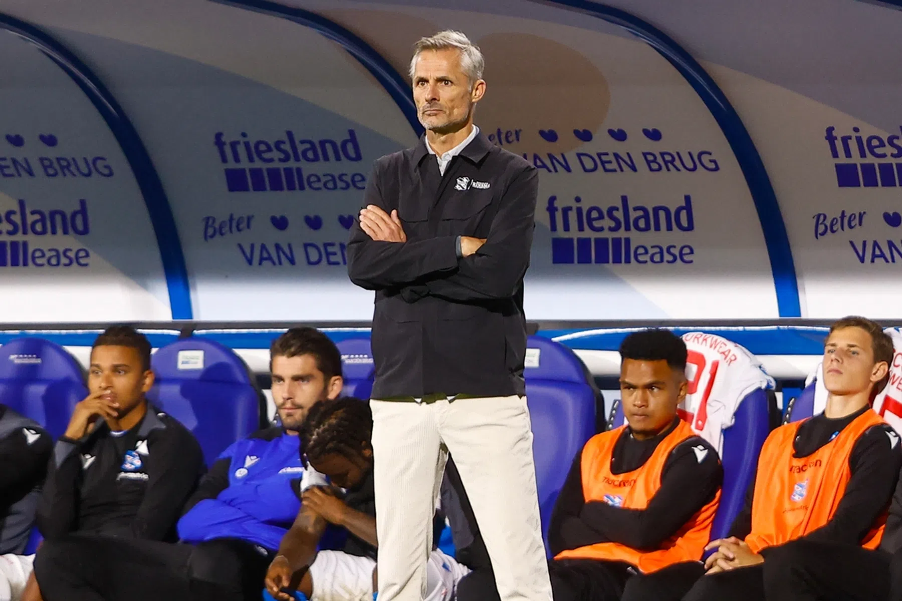 Fans Heerenveen keren zich tegen Van Wonderen: 'Op deze manier niet gewend'