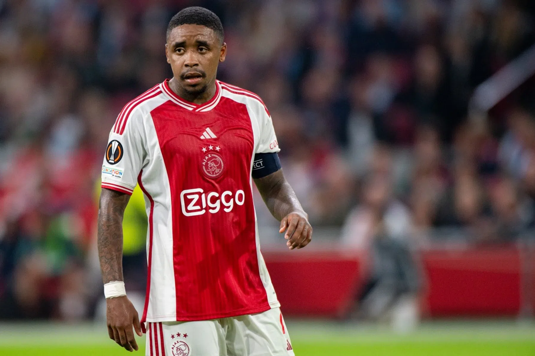 Opstelling Ajax: Bergwijn mist Klassieker, Vos krijgt vertrouwen van Steijn