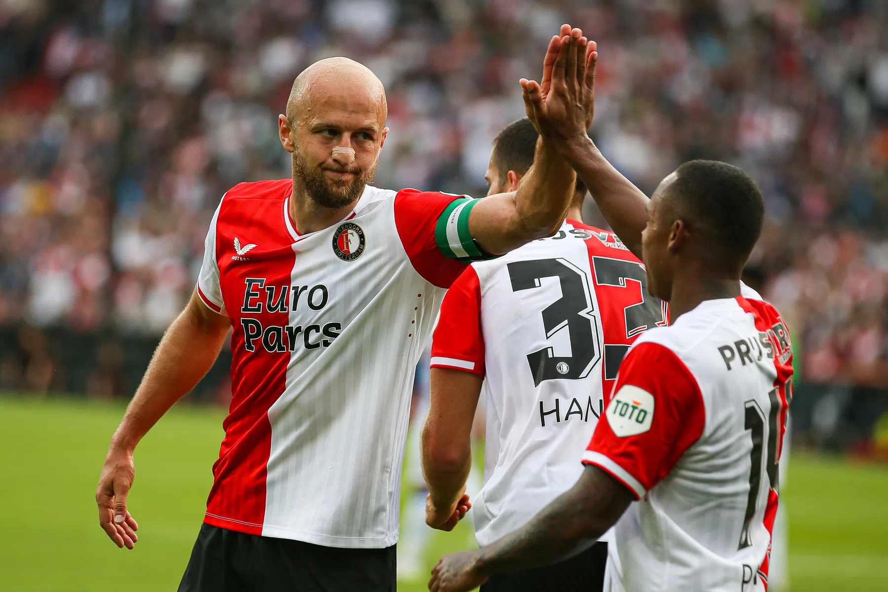Opstelling Feyenoord: Trauner op tijd fit voor Klassieker, Minteh start