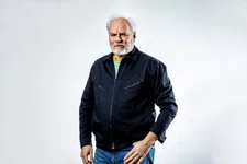 Thumbnail for article: 'Met hart en ziel van een club houden is een infantiele bezigheid'