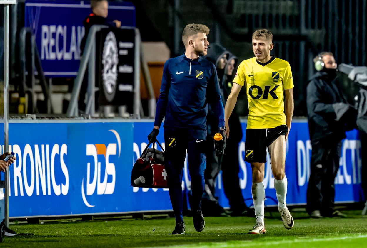 Direct domper voor kersvers NAC-trainer Van Gastel
