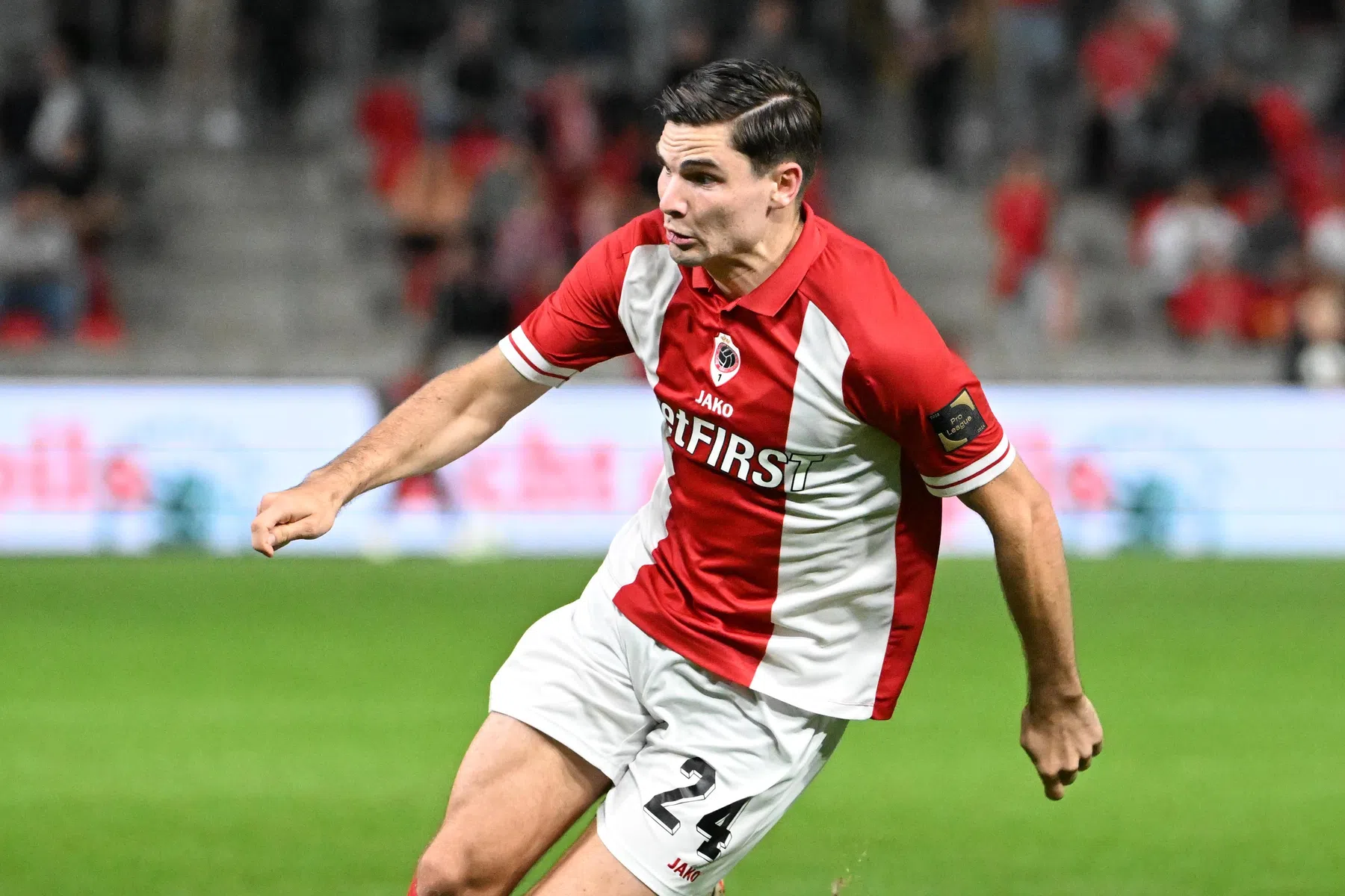 Antwerp en Gent schrijven elk een punt bij in povere topper