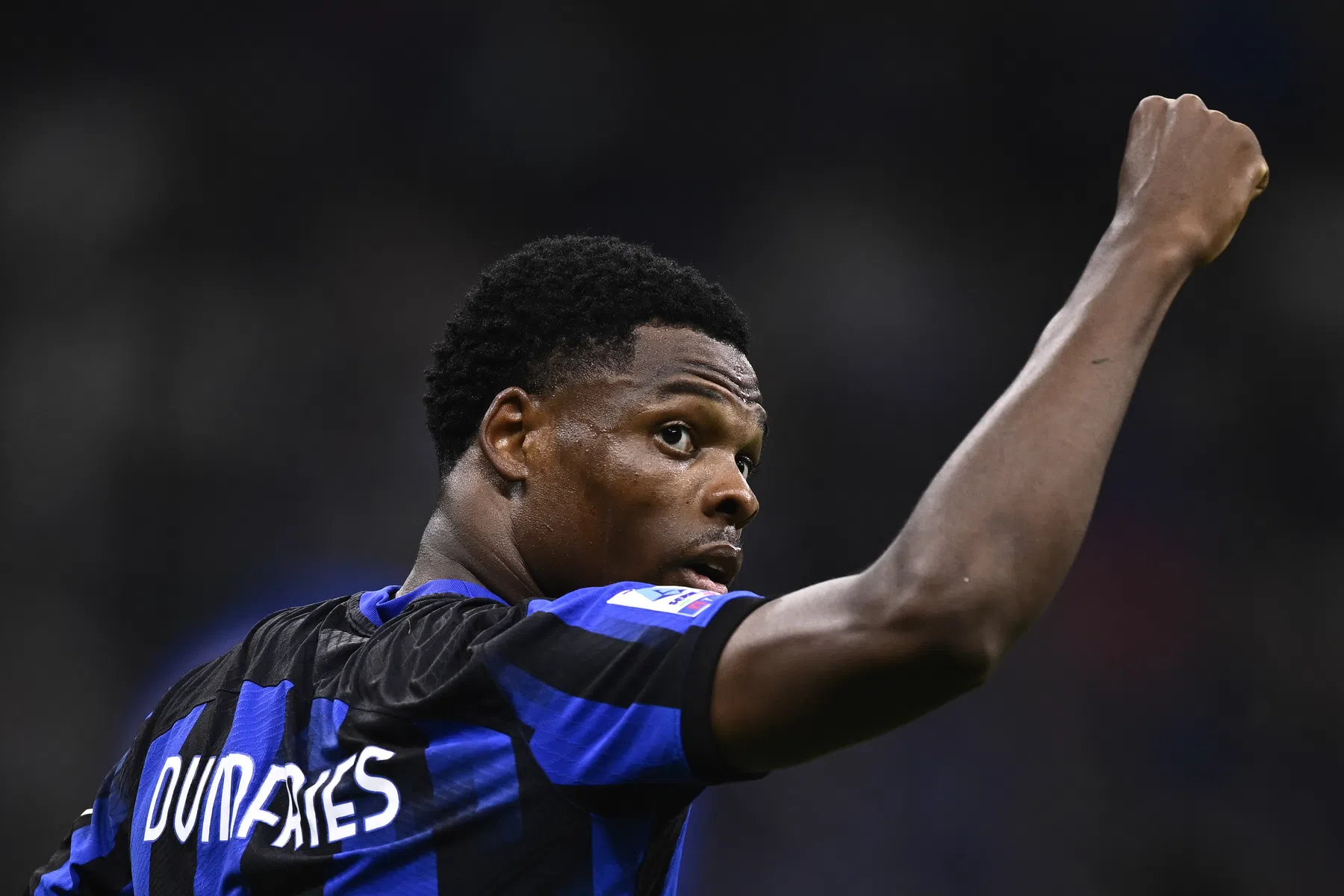 Fraaie goal Dumfries blijkt weinig waard, veelbesproken Osimhen scoort