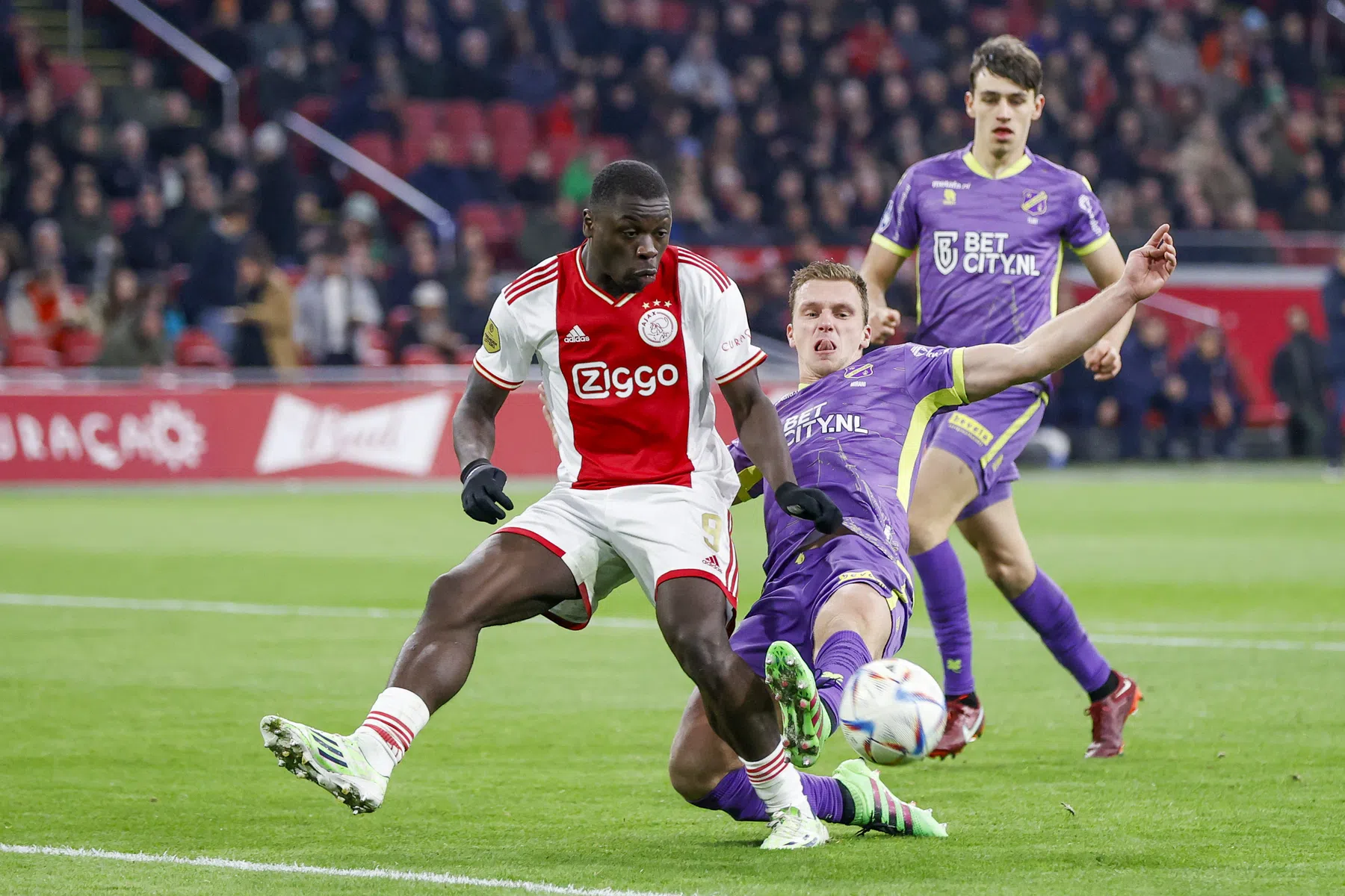 KNVB vindt nieuwe datum voor Ajax - FC Volendam