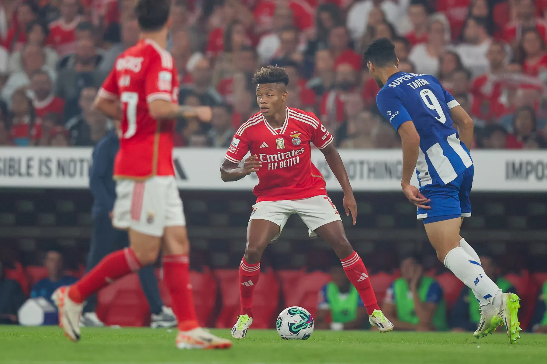 Hoofdrol voor David Neres in gewonnen Portugese Klassieker
