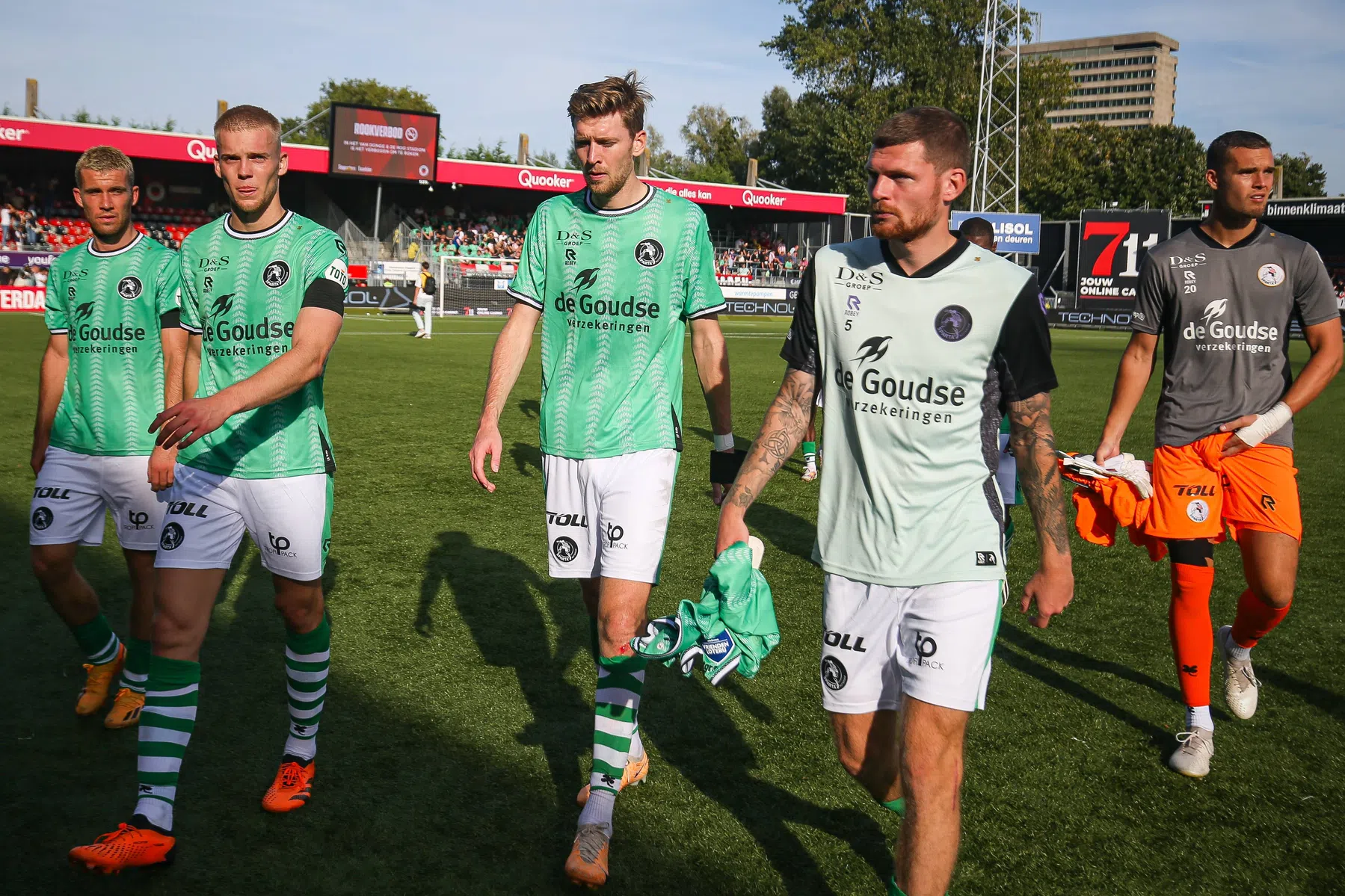 Sparta betreurt laat derbyverlies: 'Buitenspel? Wil ik het niet over hebben'
