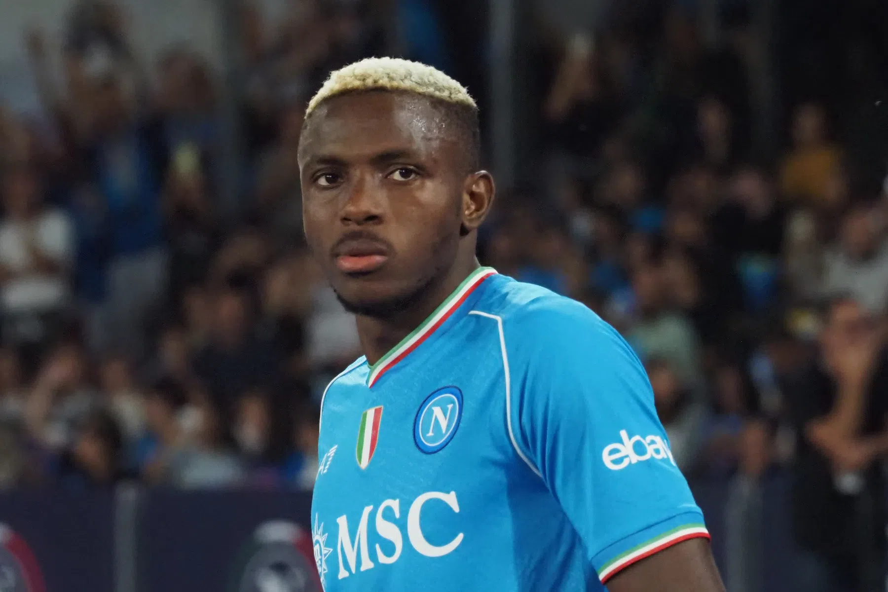 Napoli en fans opgelucht: Osimhen strijkt met de hand over het hart