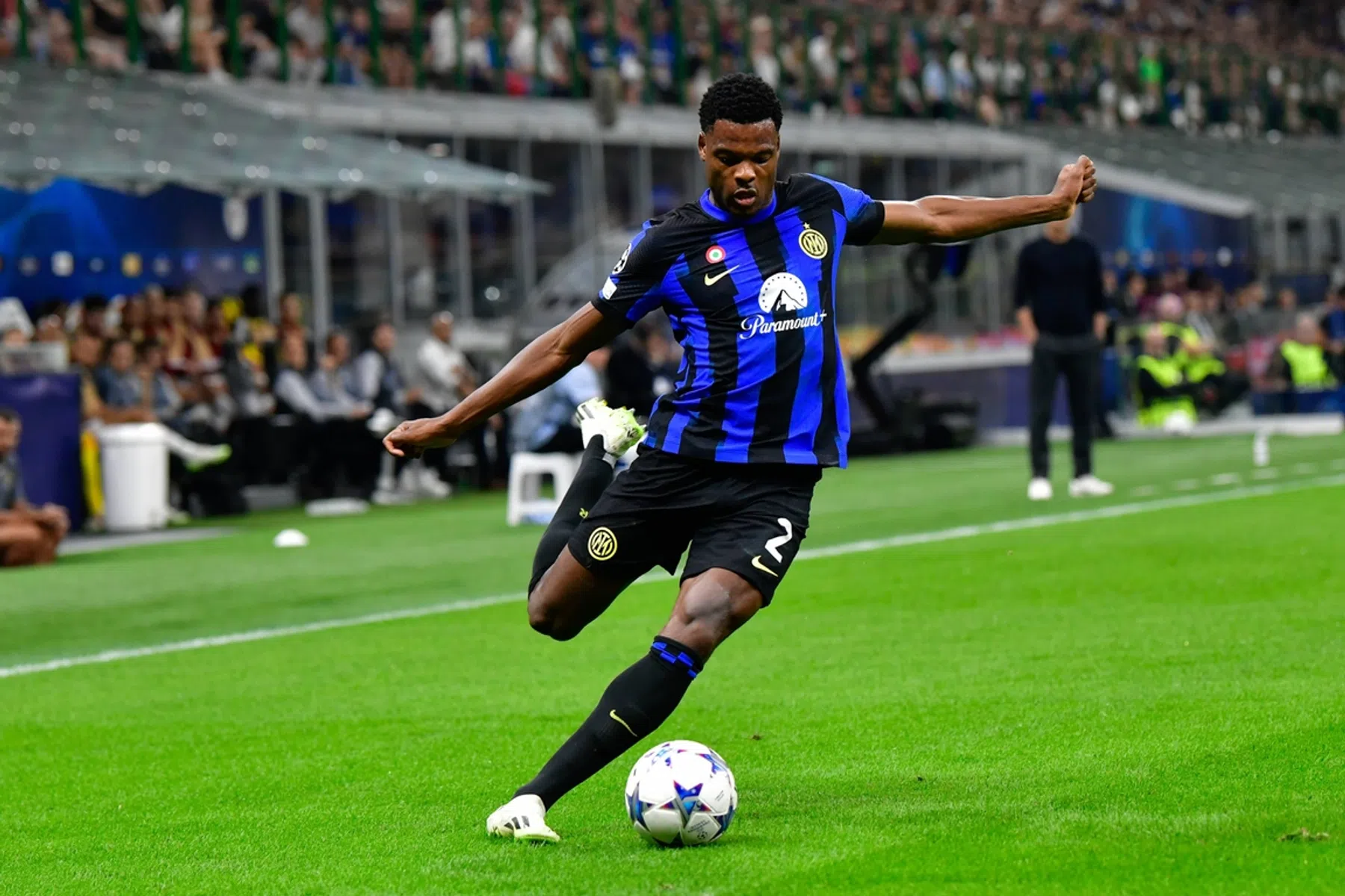 Dumfries als aangever goud waard voor Inter