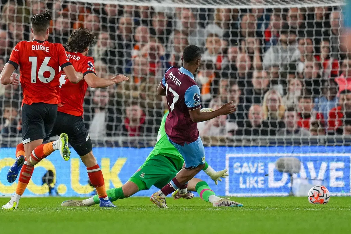 Kompany beleeft op bezoek bij Luton Town primeur in Premier League