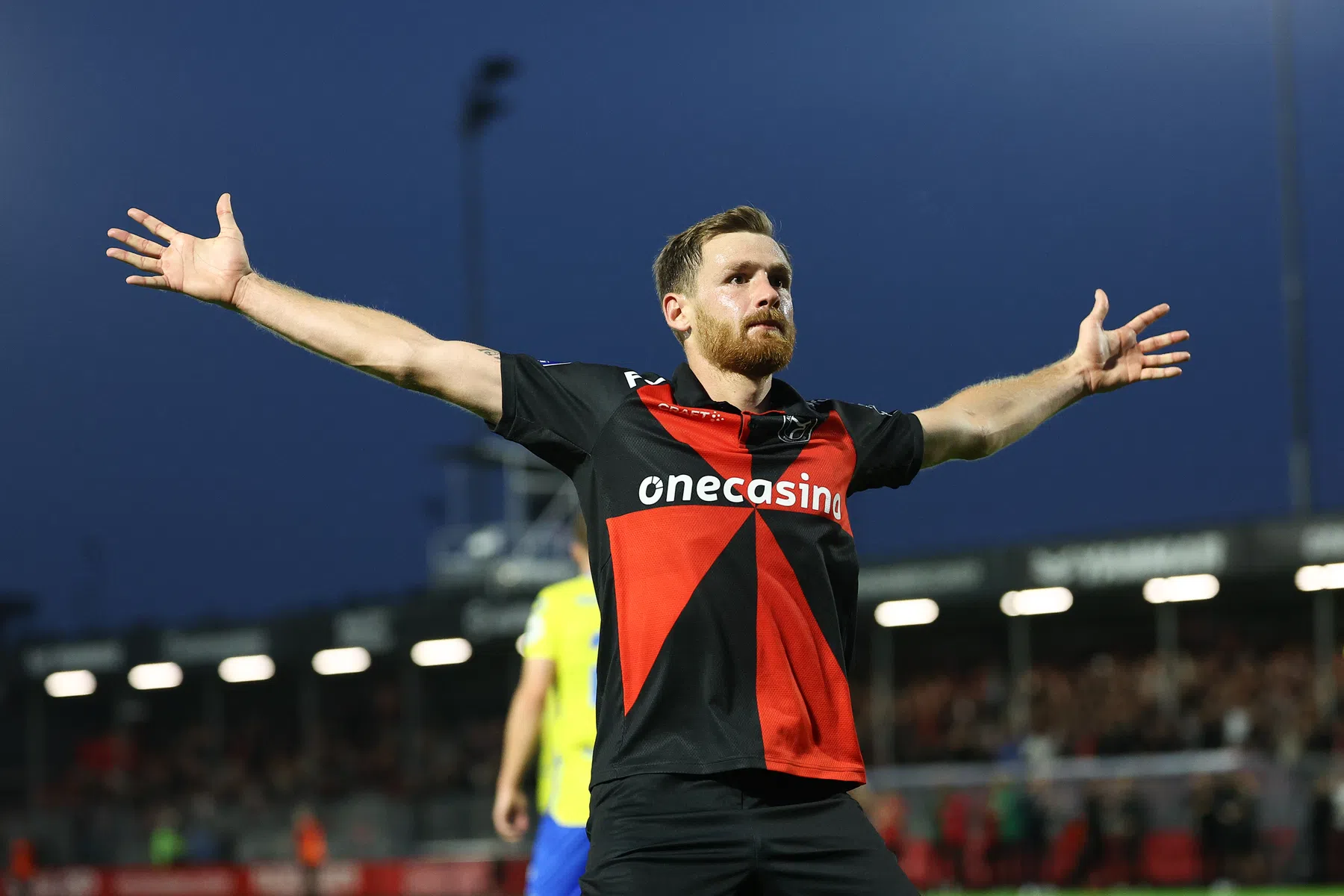 Almere City verbaast vriend en vijand: 'Eredivisie is heel intens'