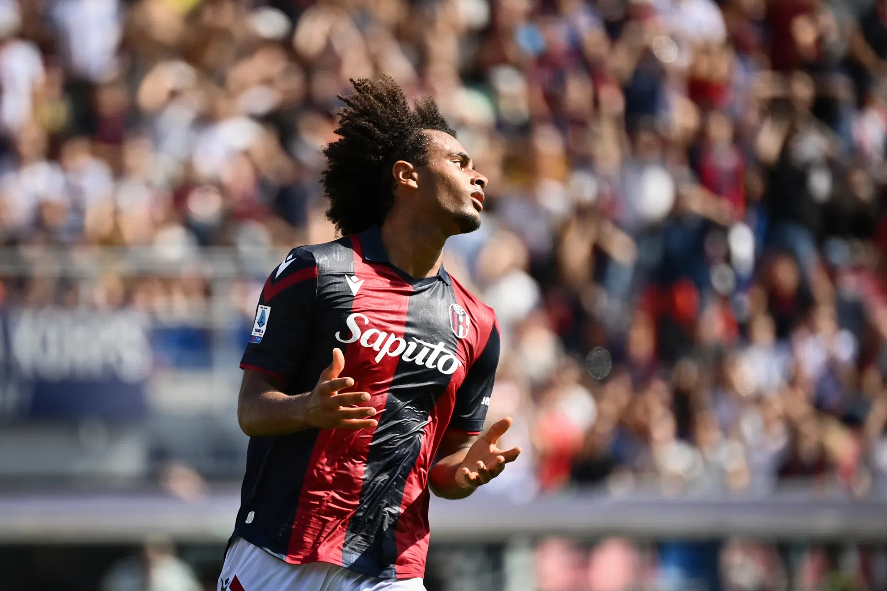 Bologna stunt dankzij Zirkzee in Milaan