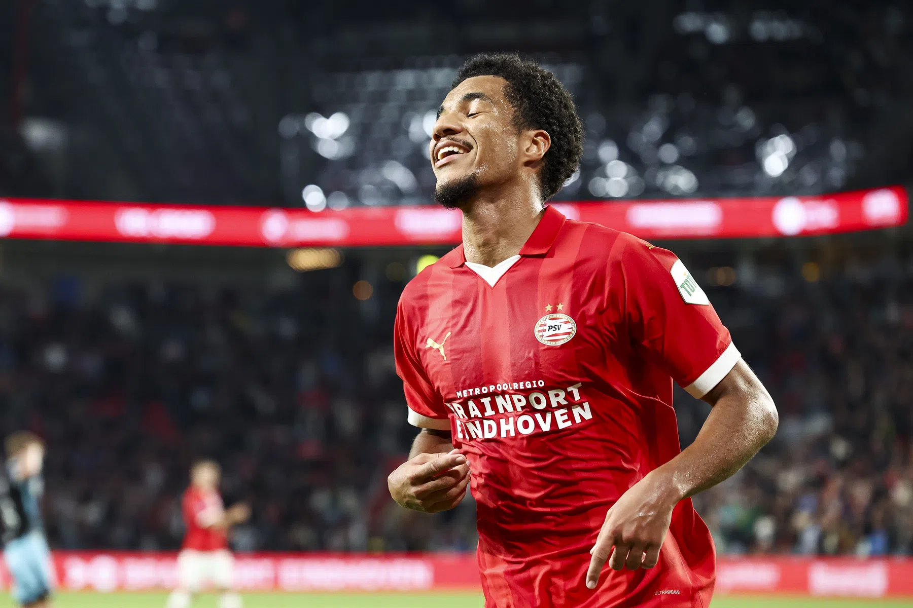 Tillman grijpt zijn kans in concurrentiestrijd bij PSV