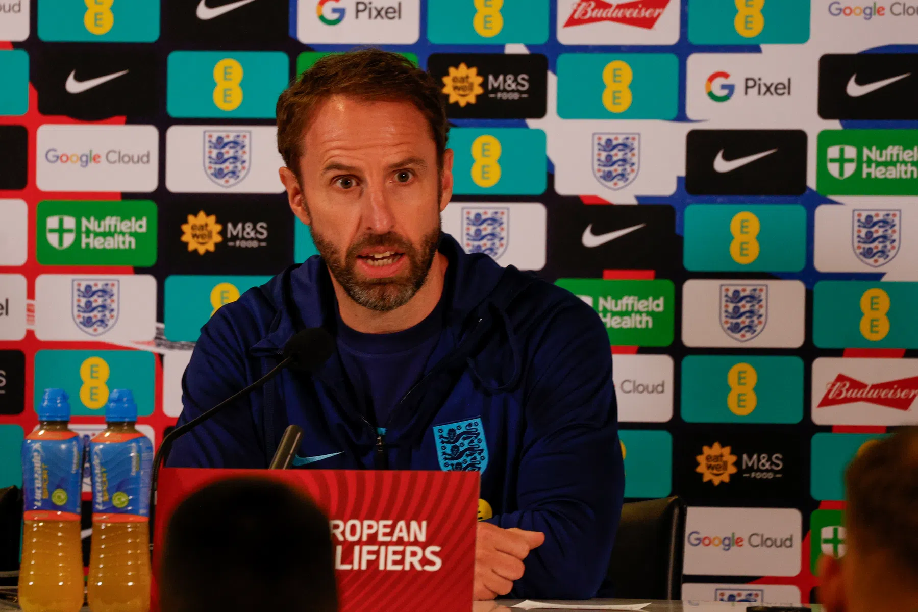 Felle Southgate heeft geen goed woord over voor fans die Henderson uitjouwen