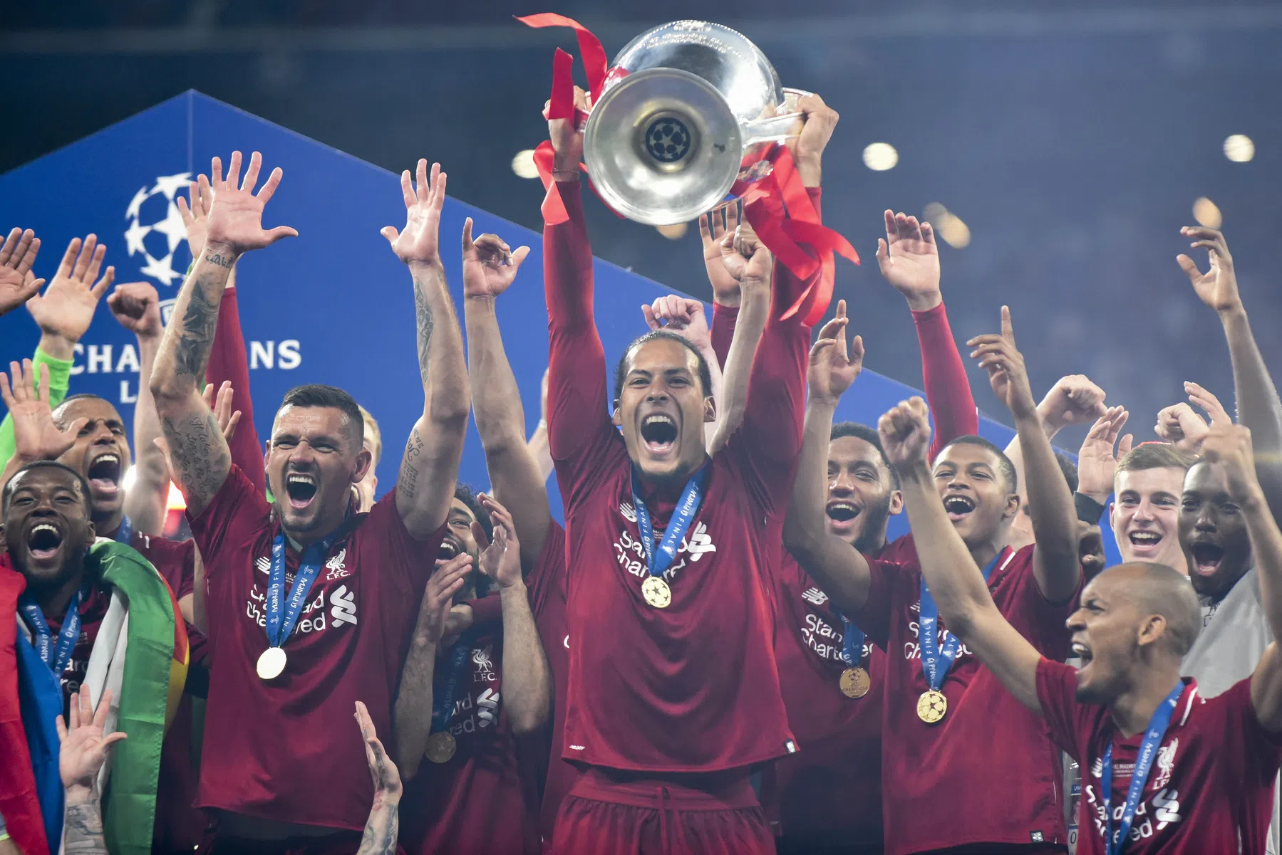 'Virgil van Dijk is de beste verdediger aller tijden, dat denk ik echt'