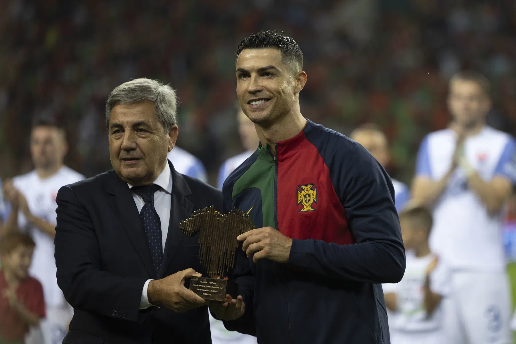 Zesde EK lonkt voor Ronaldo: 'De records jagen op mij, ik jaag niet op records'