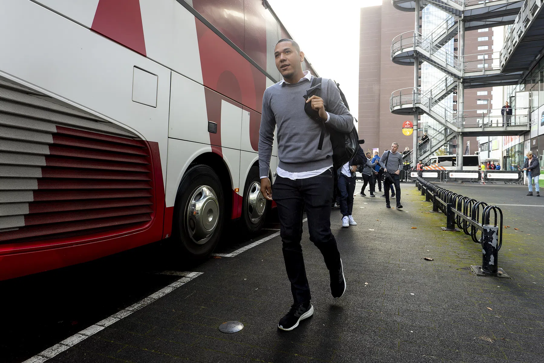 Maduro lost Koeman af als jongste Ajax-coach van deze eeuw