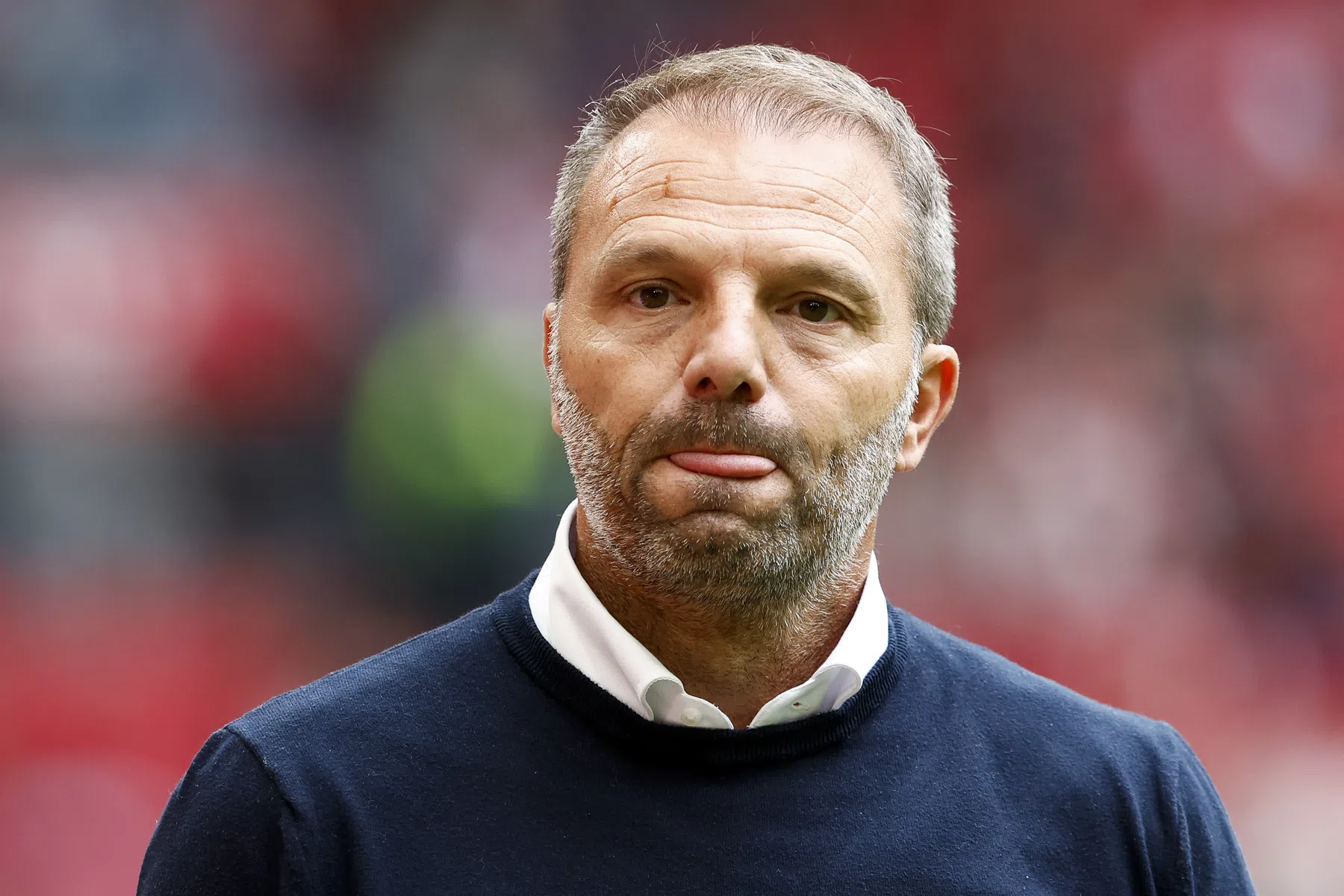 VI Live: lokale krant in Brighton kopt over 'troubled Ajax' 