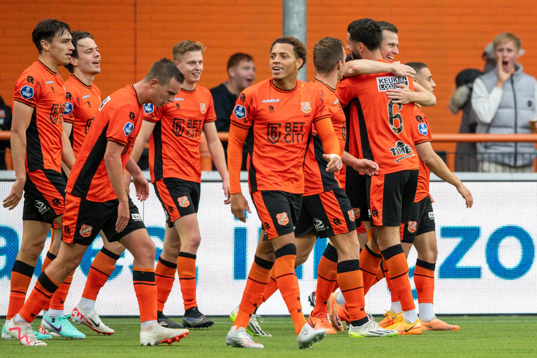FC Volendam wint van Excelsior en verwijst Ajax naar laatste plek