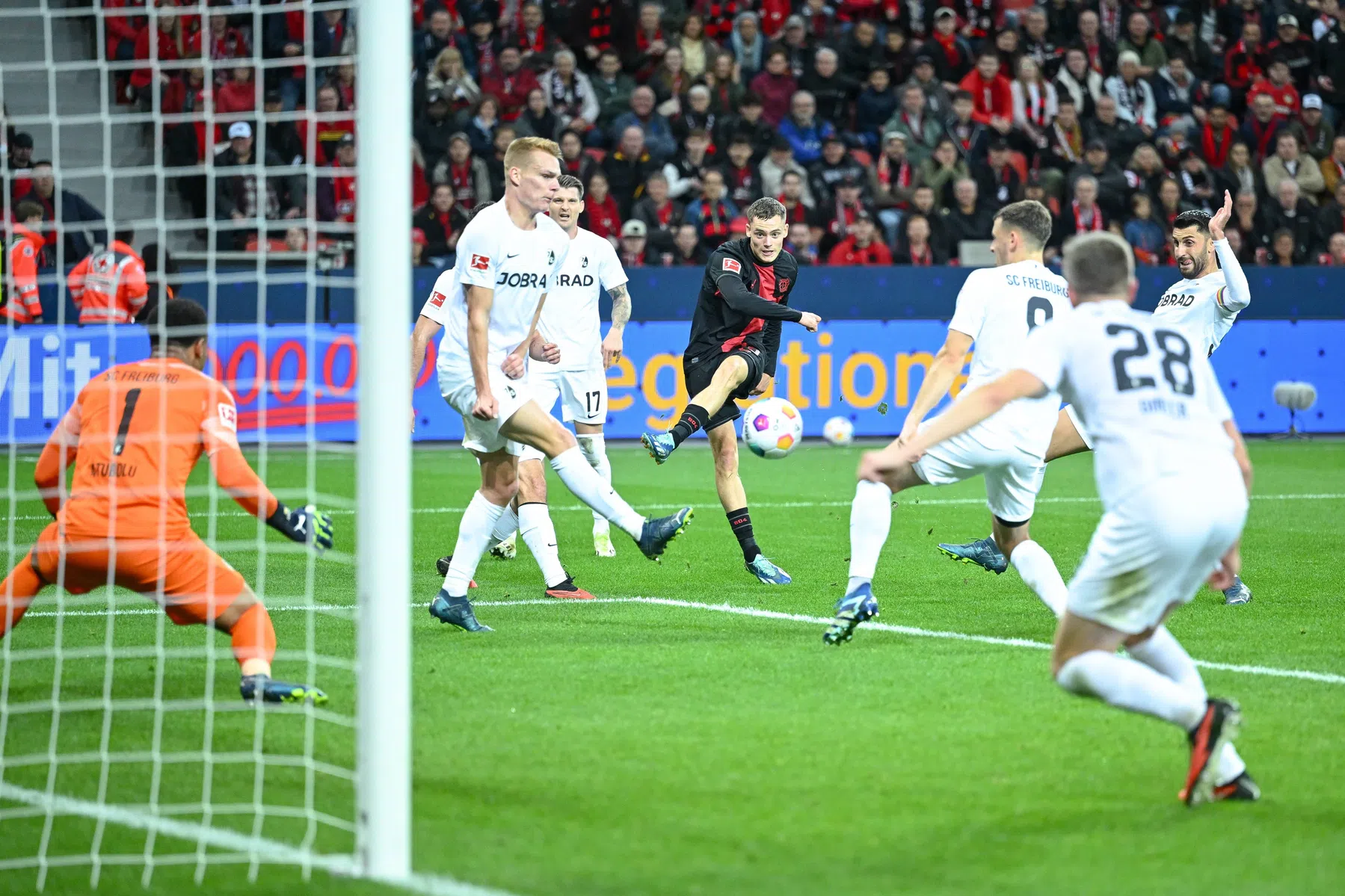 Freiburg-coach Streich bewondert Wirtz: 'Hem kan je niet verdedigen'