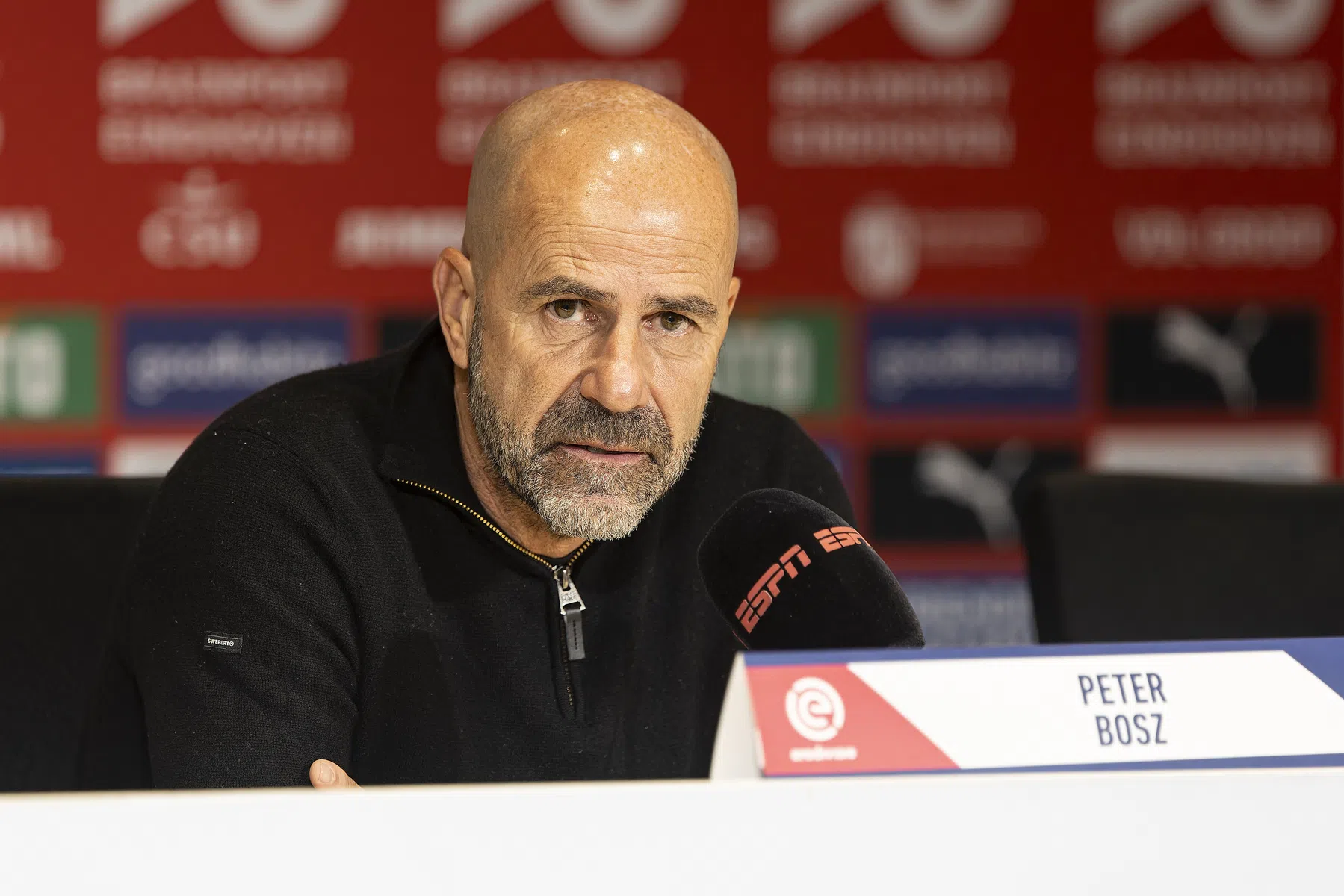 Waarom Heracles met knikkende knieën toeleeft naar terugkeer van Bosz