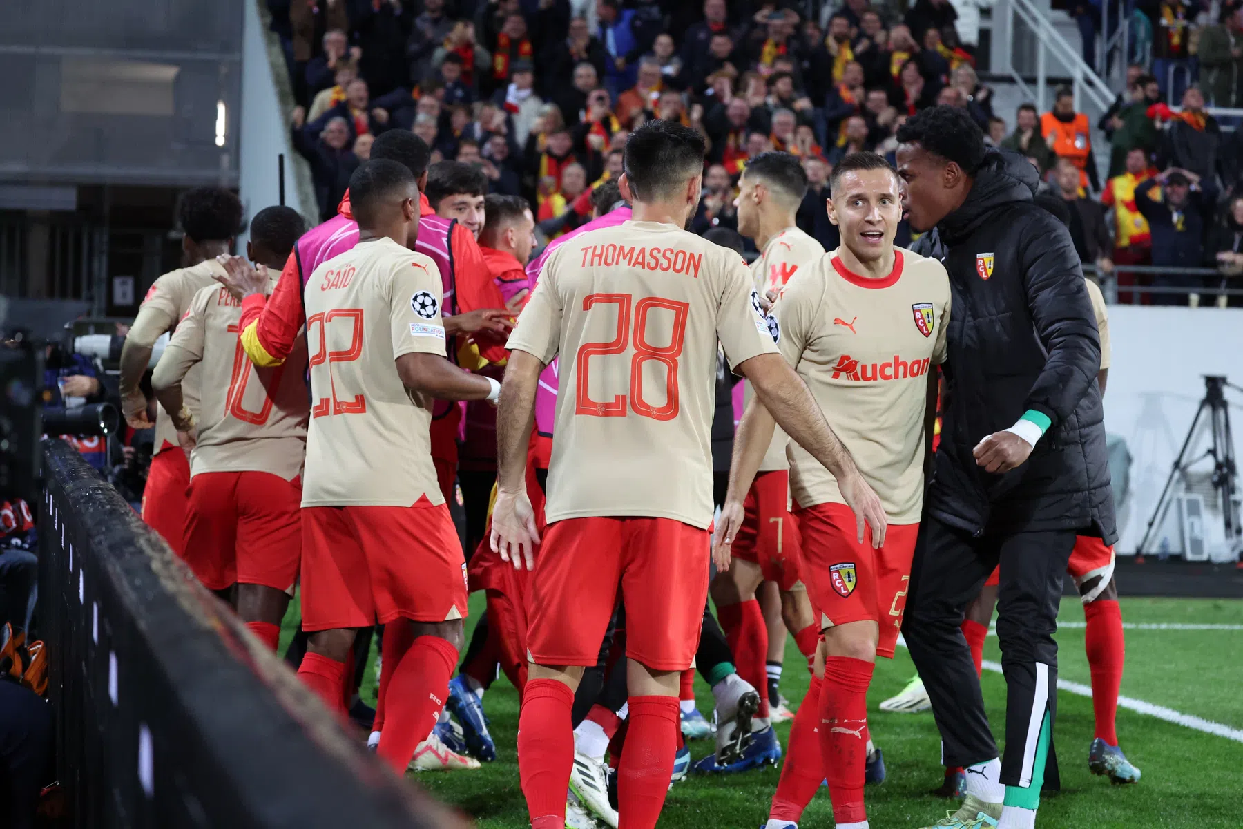 Onzekerheid bij PSV-opponent Lens door storm Ciaran