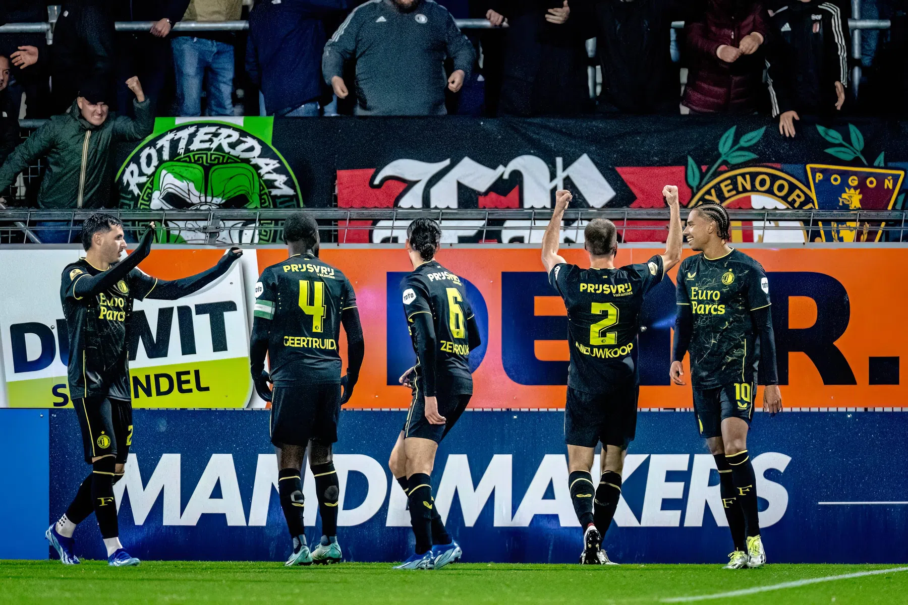 Nieuwkoop verlost Feyenoord bij RKC na mislukte panenka Giménez