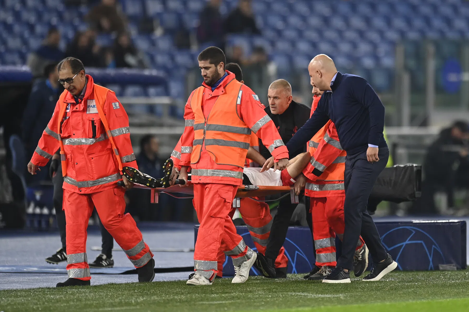 Trauner maakt rentree bij Feyenoord na vervelende aftocht Nieuwkoop