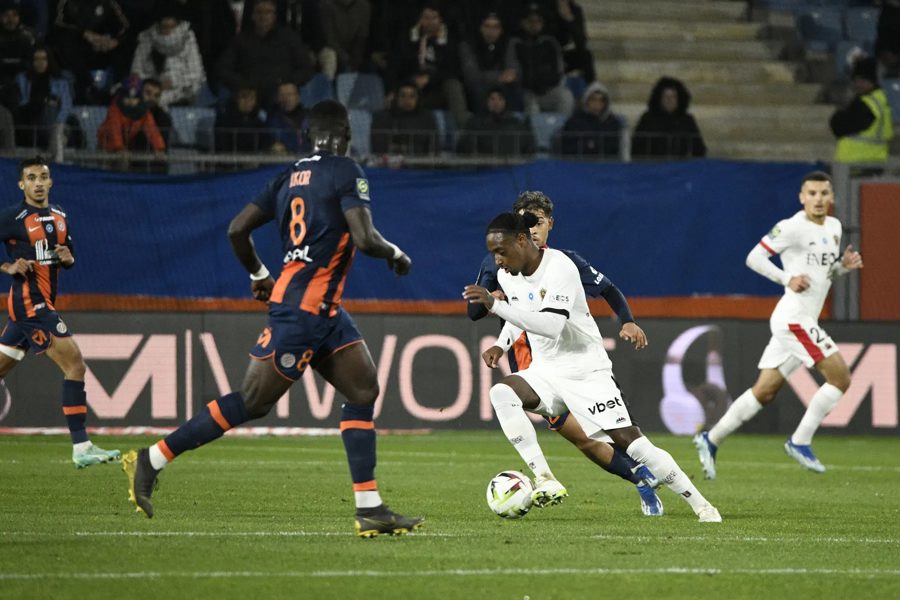 OGC Nice houdt met Rosario als rechtsback voor zevende keer op rij de nul