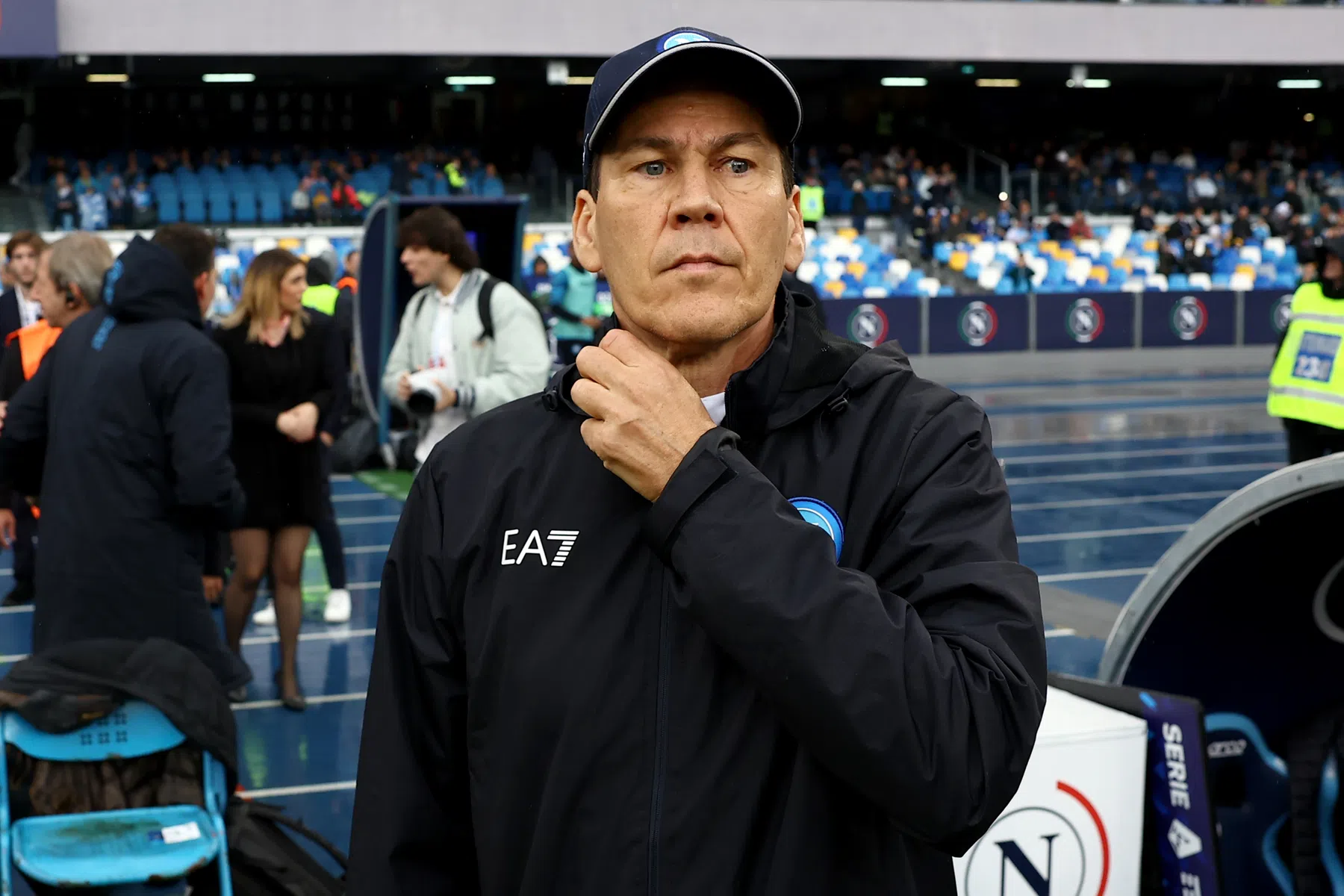 Rudi Garcia en kampioen Napoli dieper in problemen na beschamende vertoning