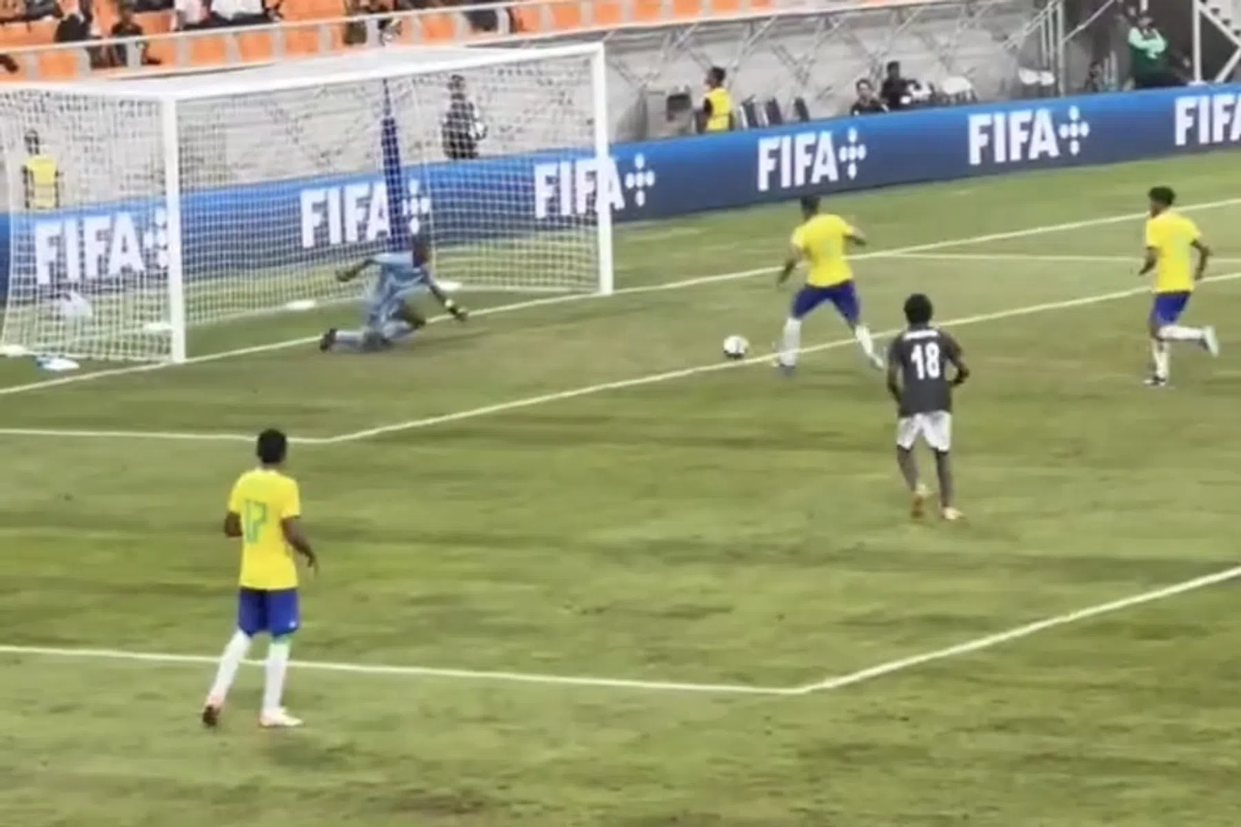 Schiettent in Indonesië: Brazilië lost 81 (!) schoten op WK Onder-17