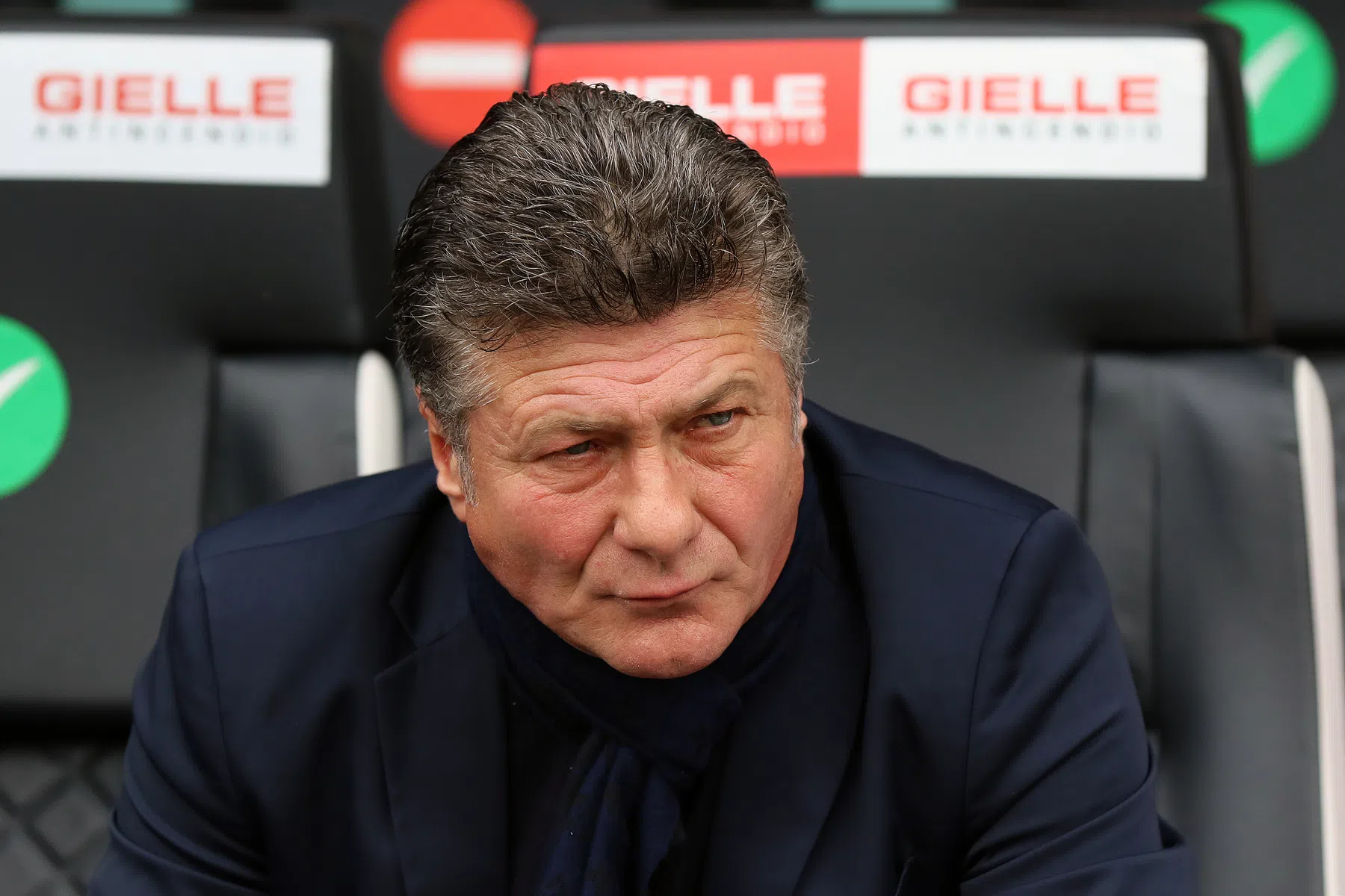 Mazzarri moet gevallen kampioen Napoli weer glans geven