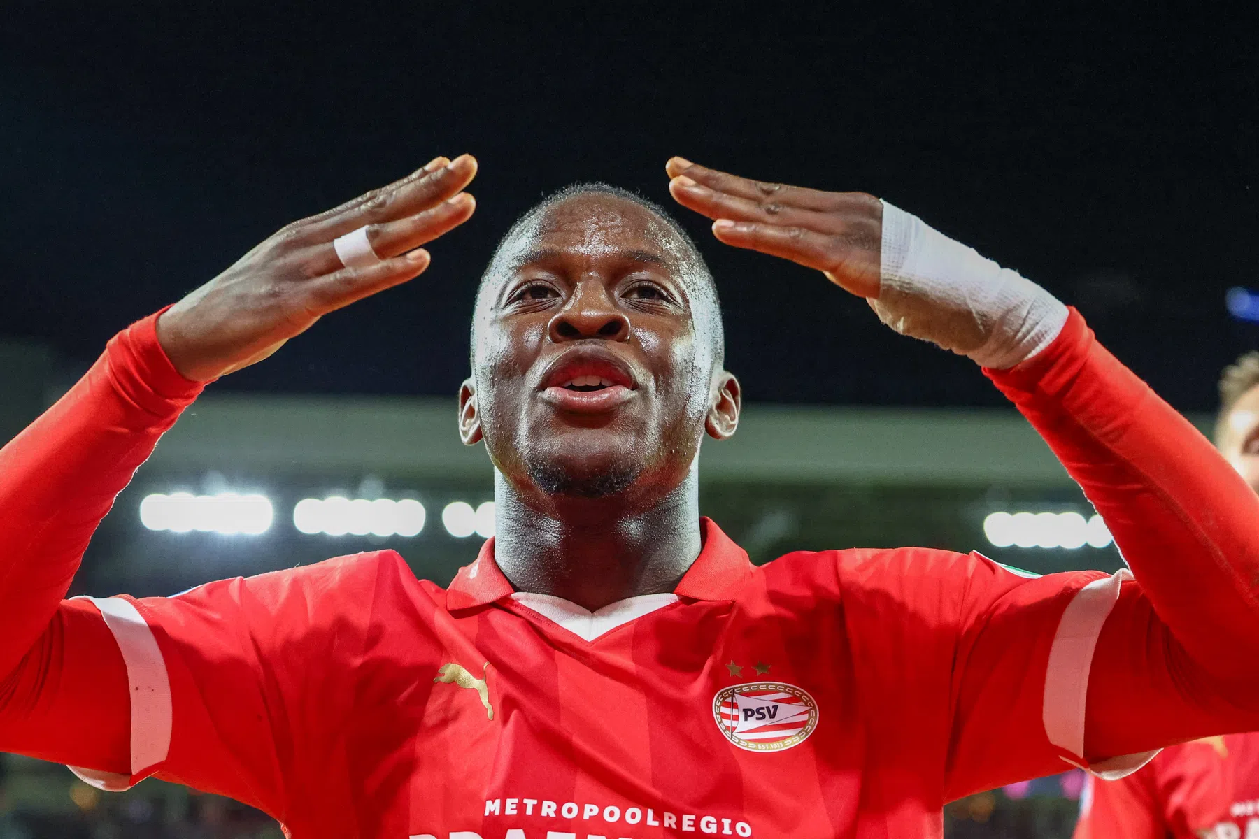 Bakayoko gaat in op doelstelling bij PSV en noemt 'beste teamgenoot'