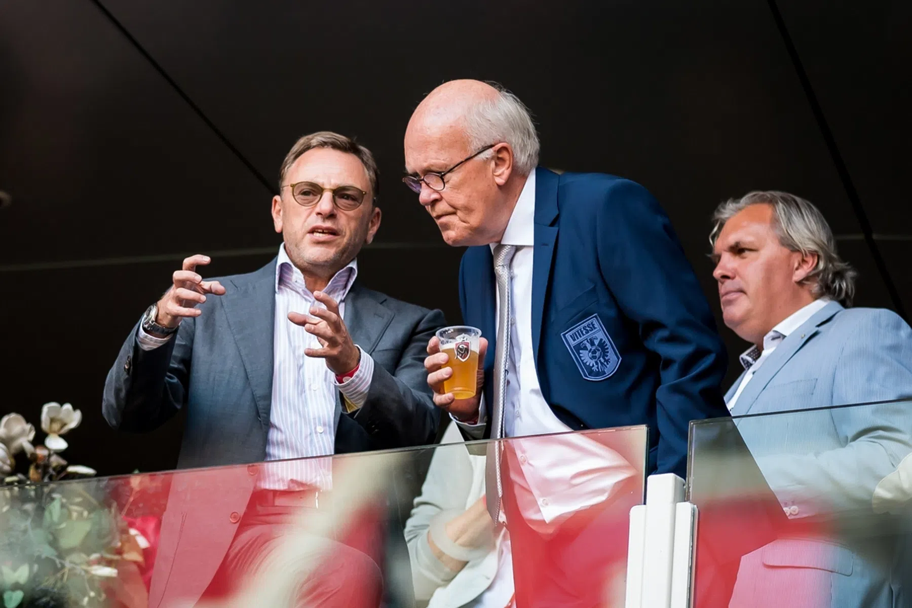 Vitesse-eigenaar Oyf heeft wél geld geleend van Abramovich