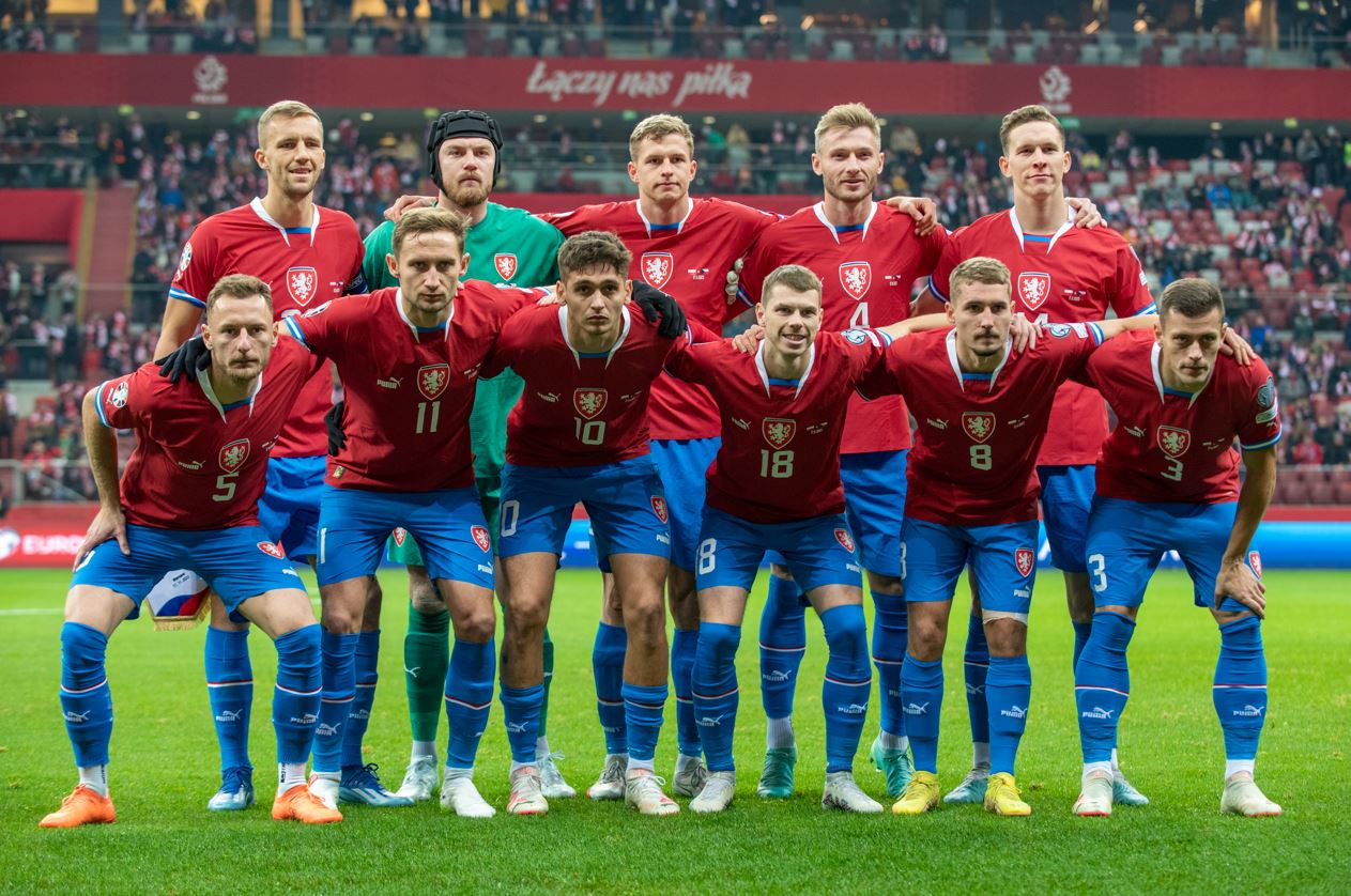 Relletje in Tsjechië: drietal weggestuurd na stapavond voor cruciaal duel