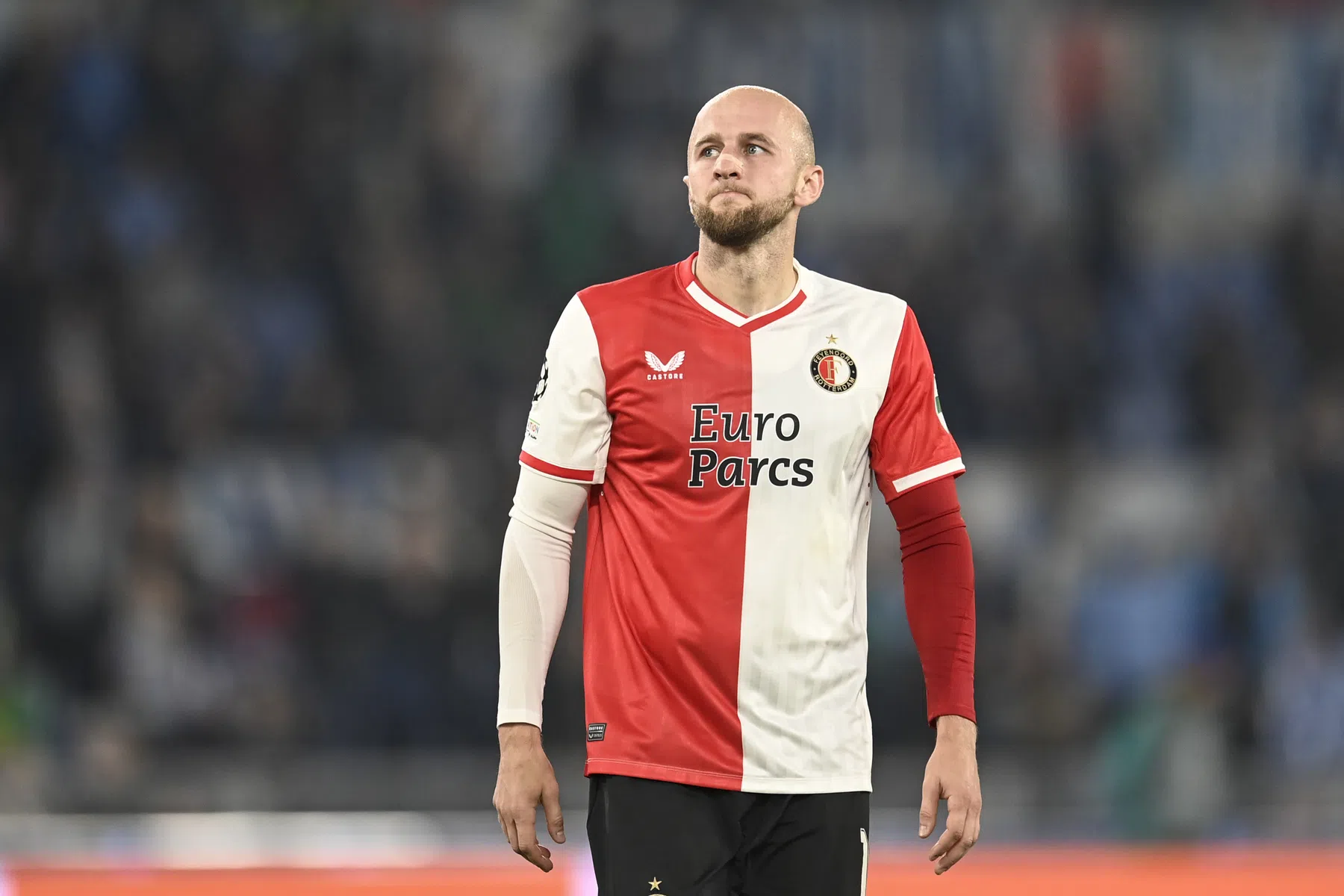 Feyenoord met Trauner en Minteh in de basis tegen Atlético Madrid