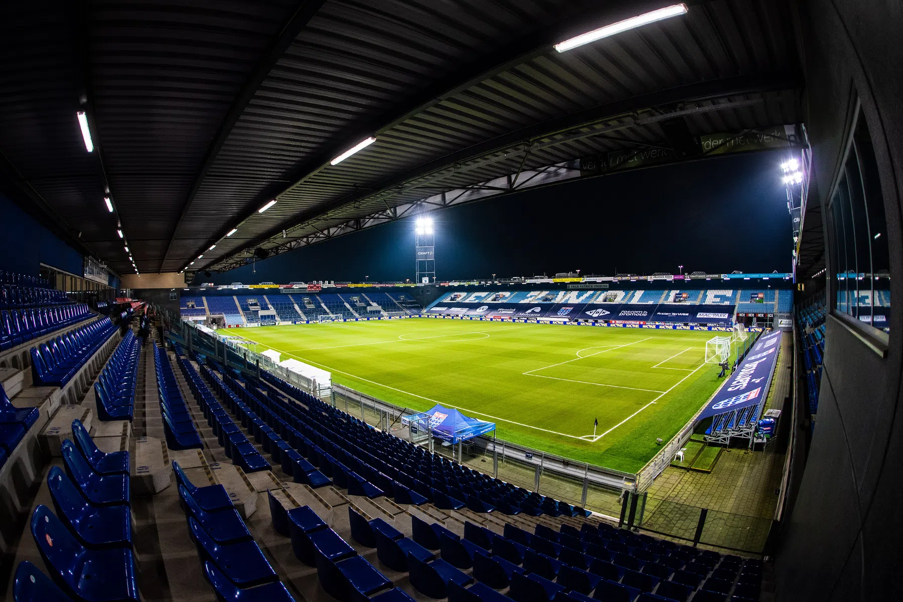 'Toezicht bij PEC Zwolle onvoldoende, financiële positie kwetsbaar'