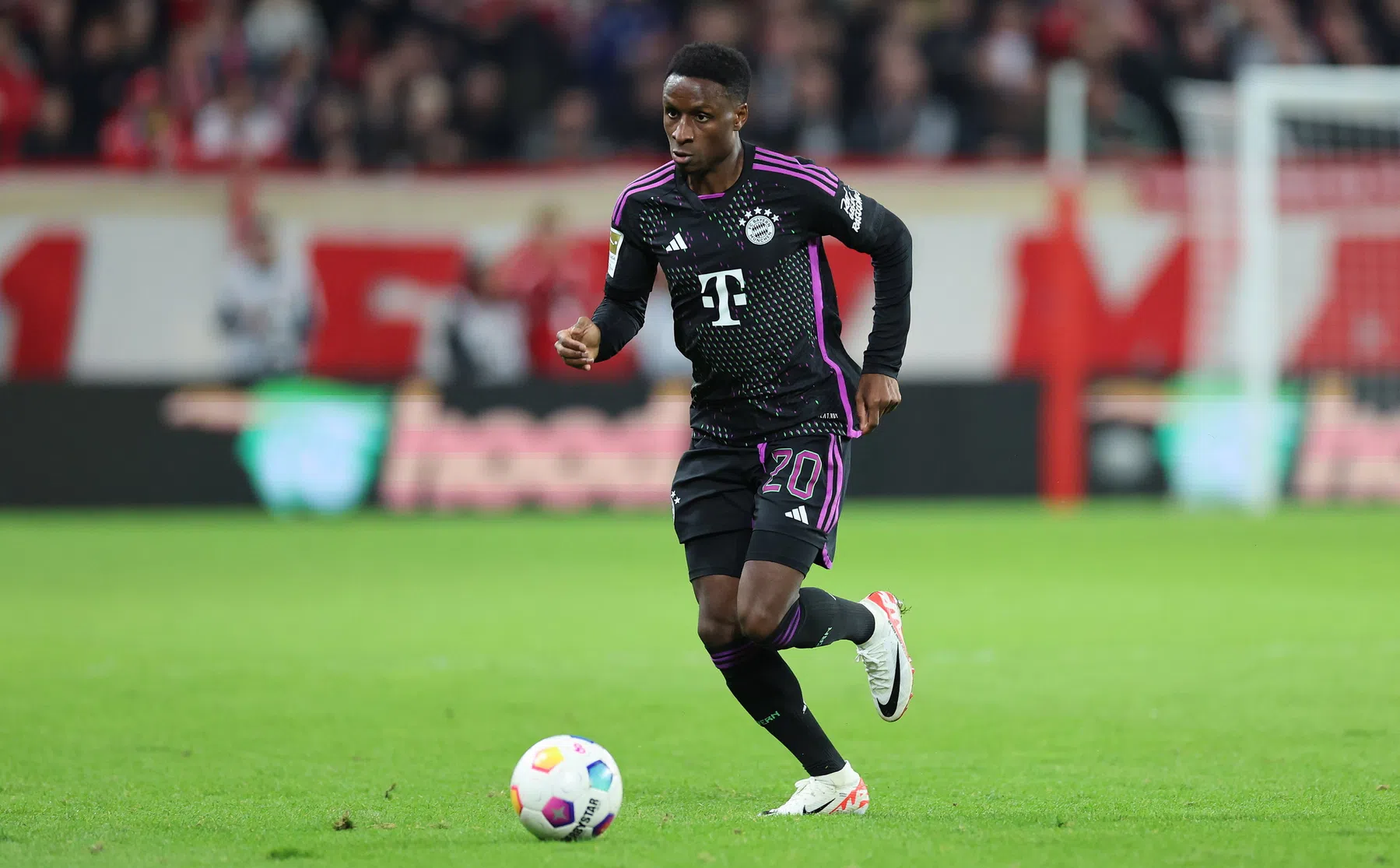 Noodlot slaat toe voor Bayern-cultfiguur, anoniem afscheid lonkt